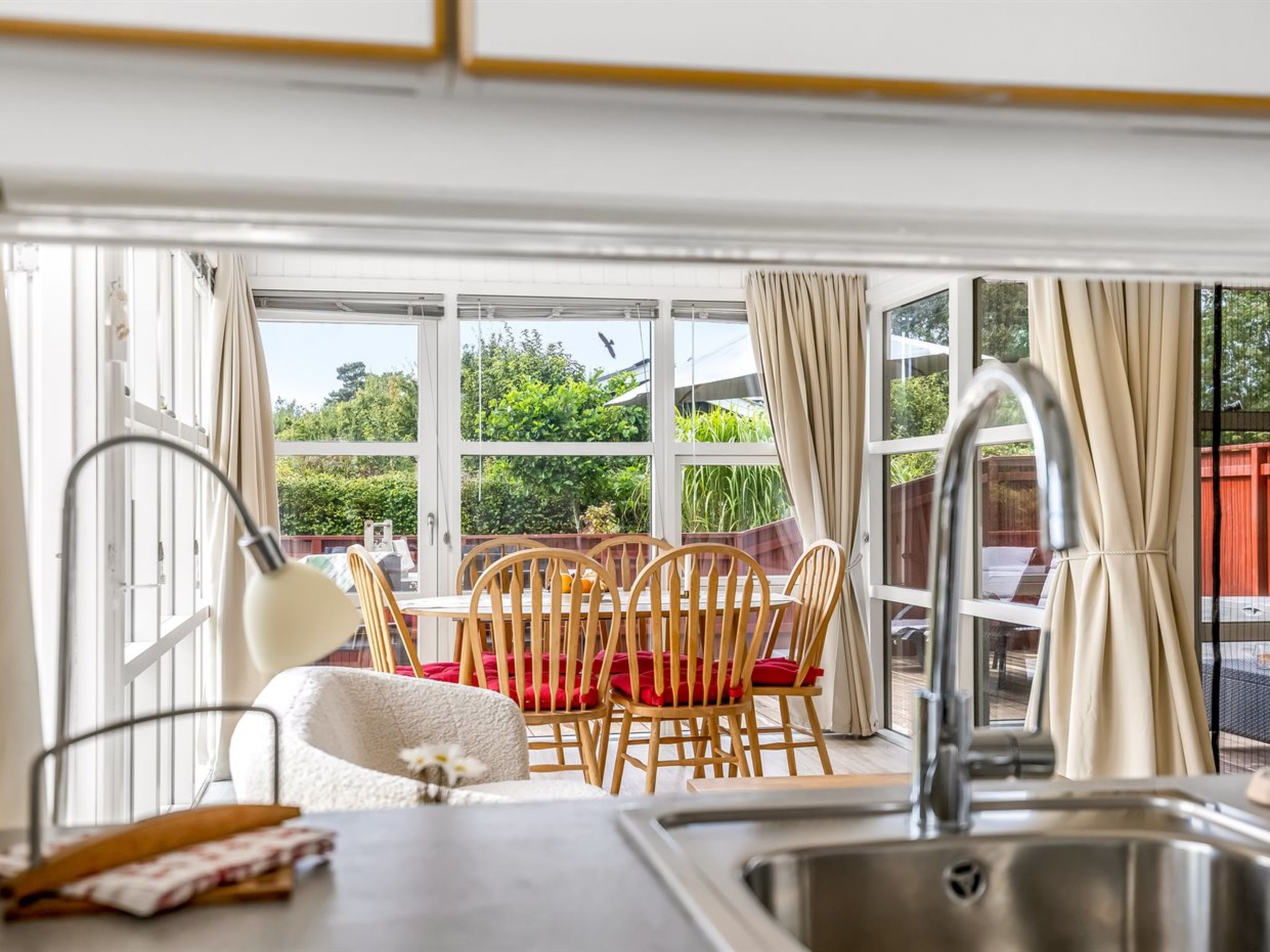 "Laurine" - 500m from the sea - Binnen