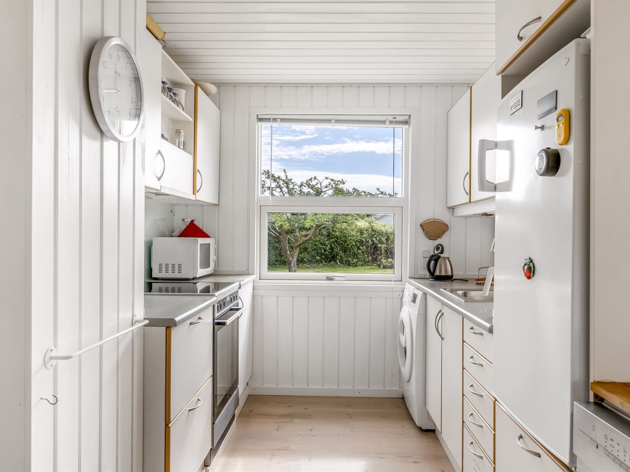 "Laurine" - 500m from the sea - Binnen