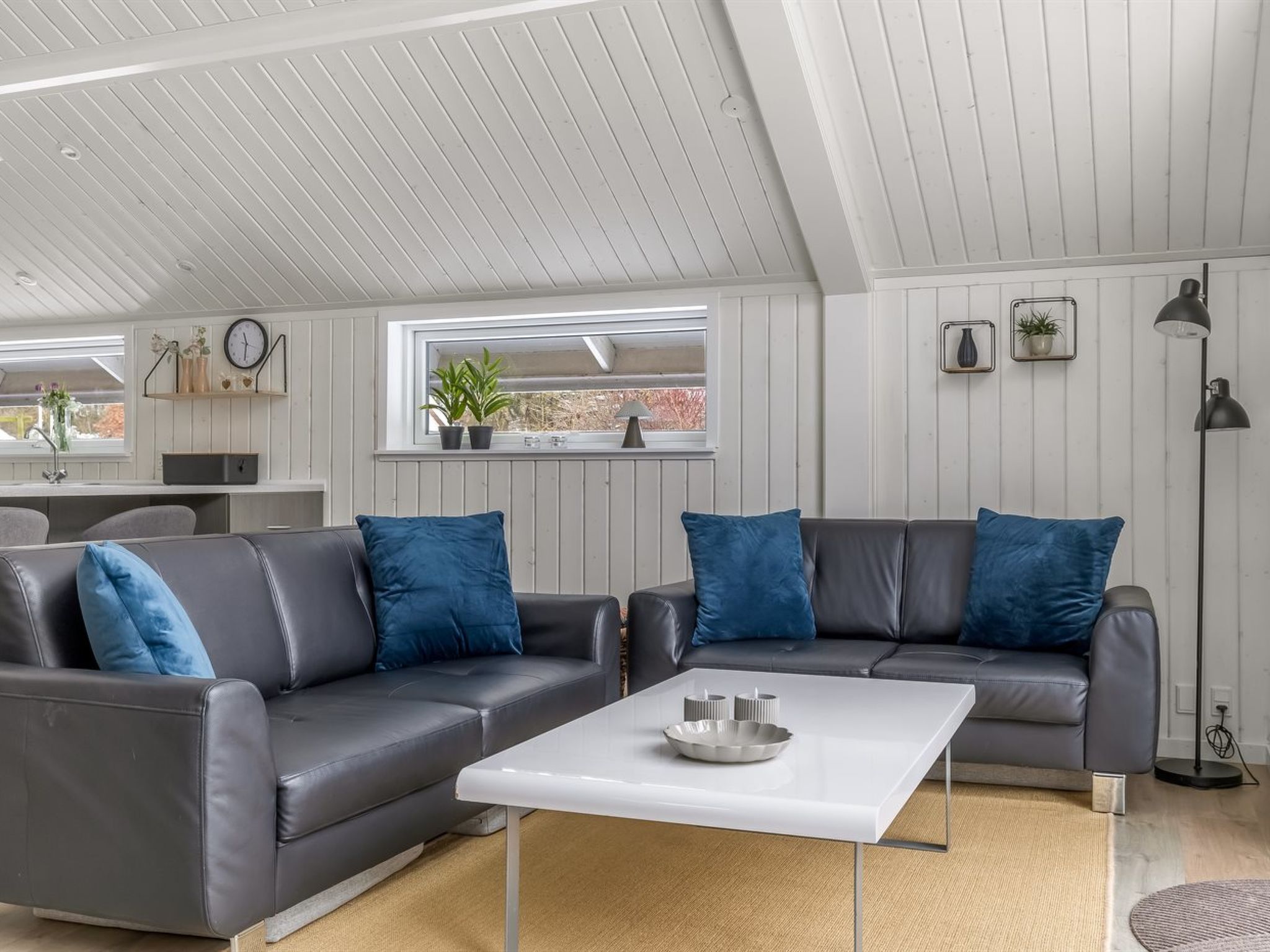 "Aleide" - 29km from the sea - Binnen