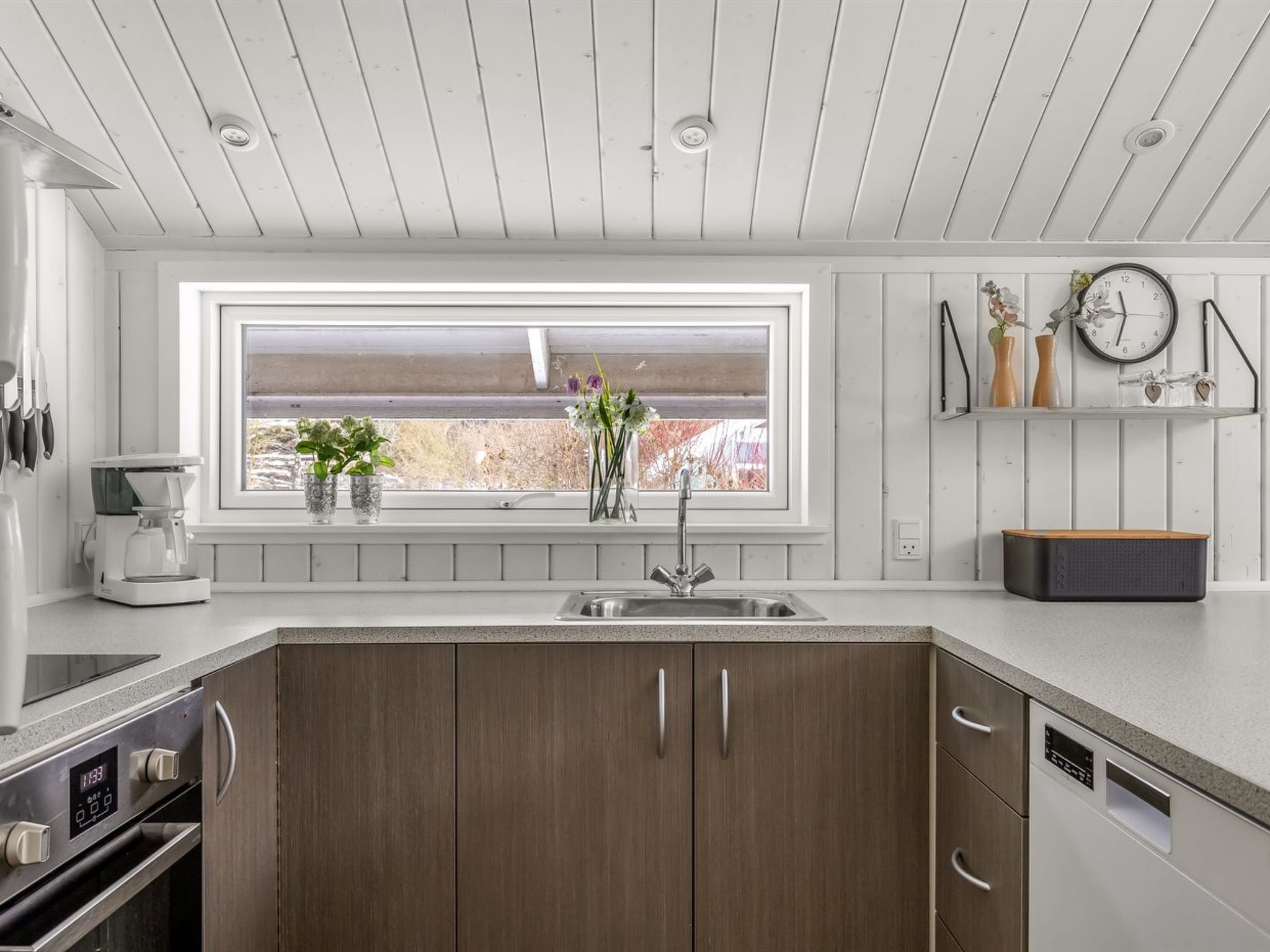 "Aleide" - 29km from the sea - Binnen