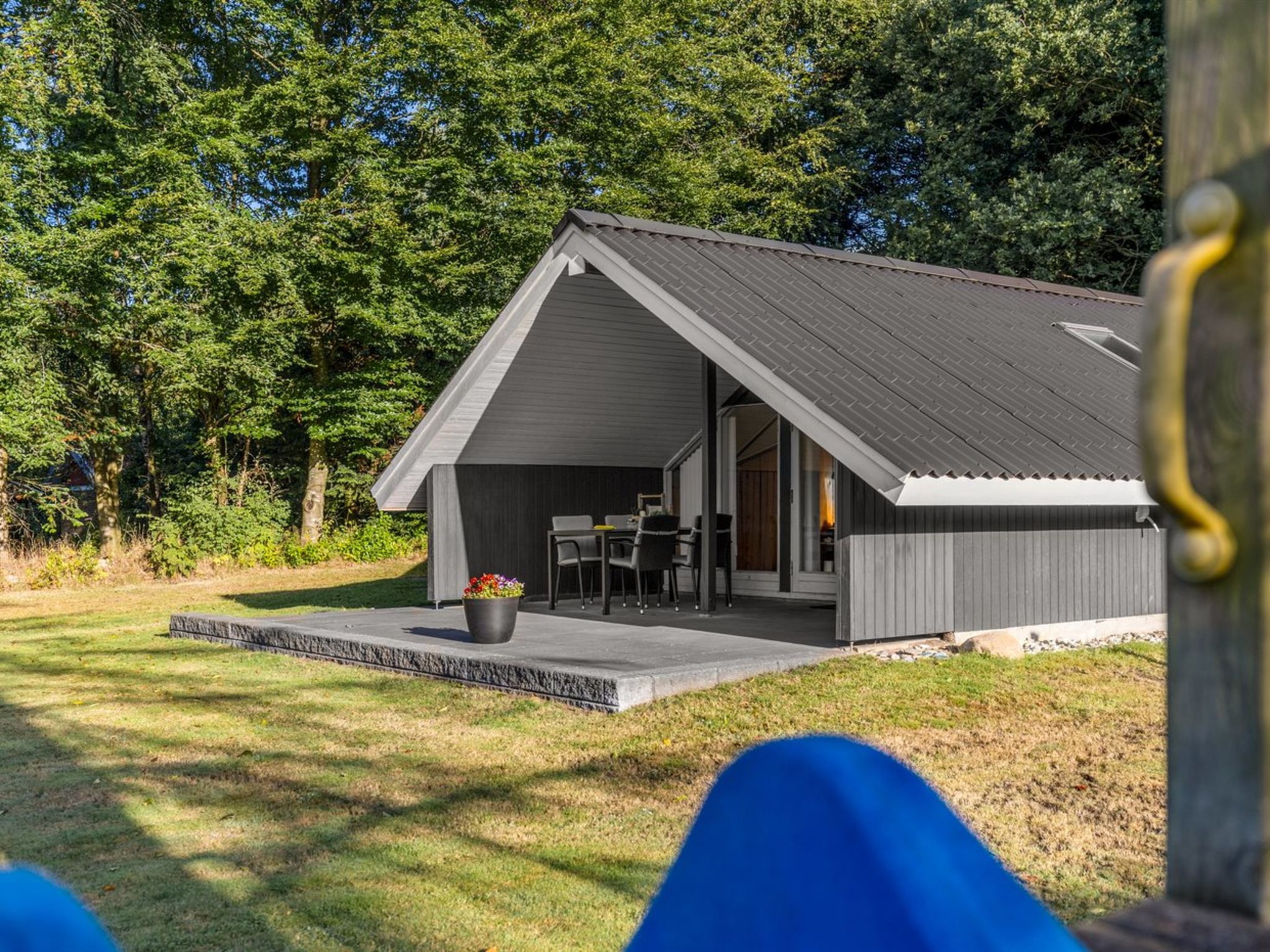 "Leonard" - 30km from the sea - Buiten