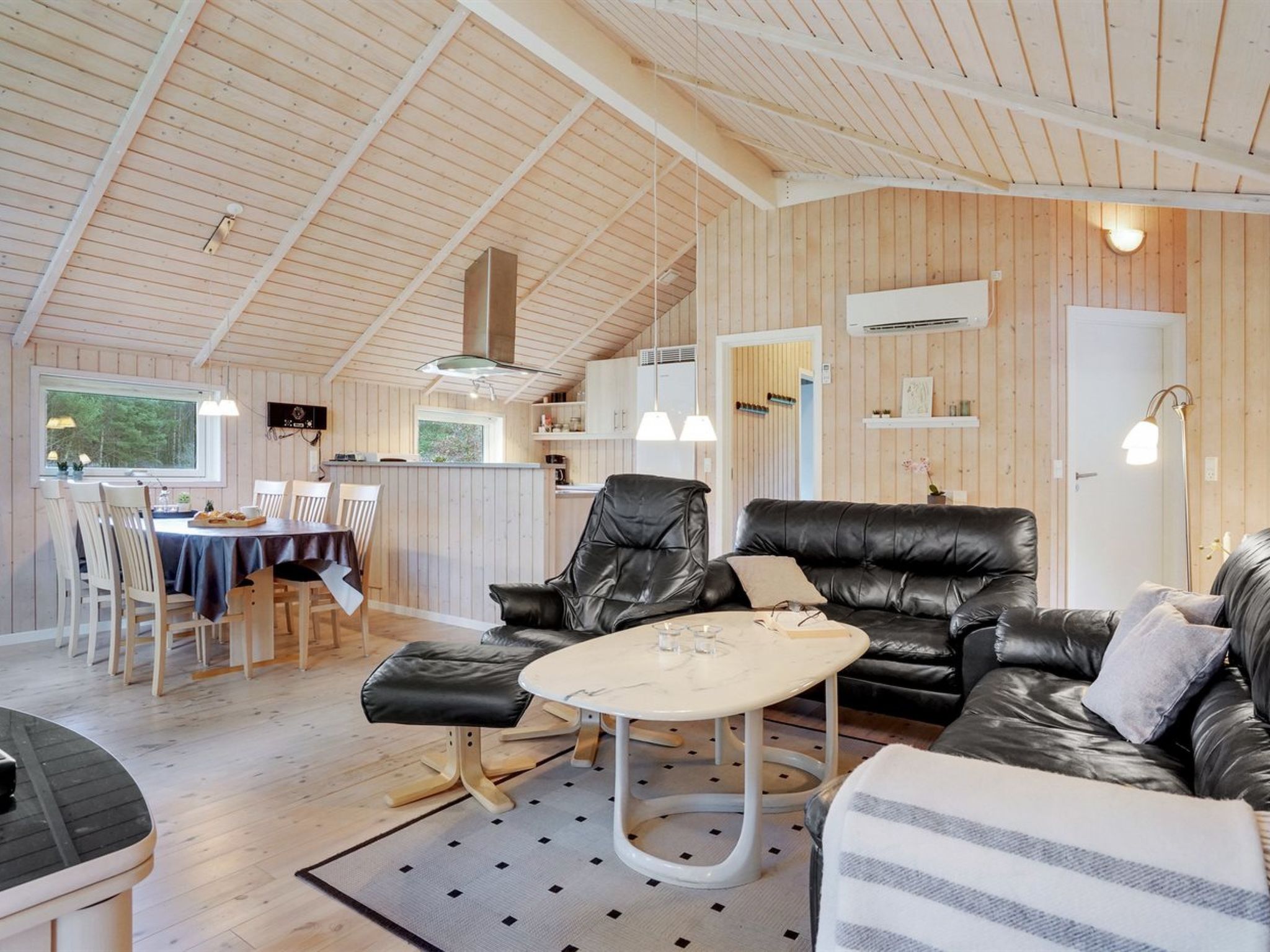 "Lisel" - 25km from the sea-Binnen