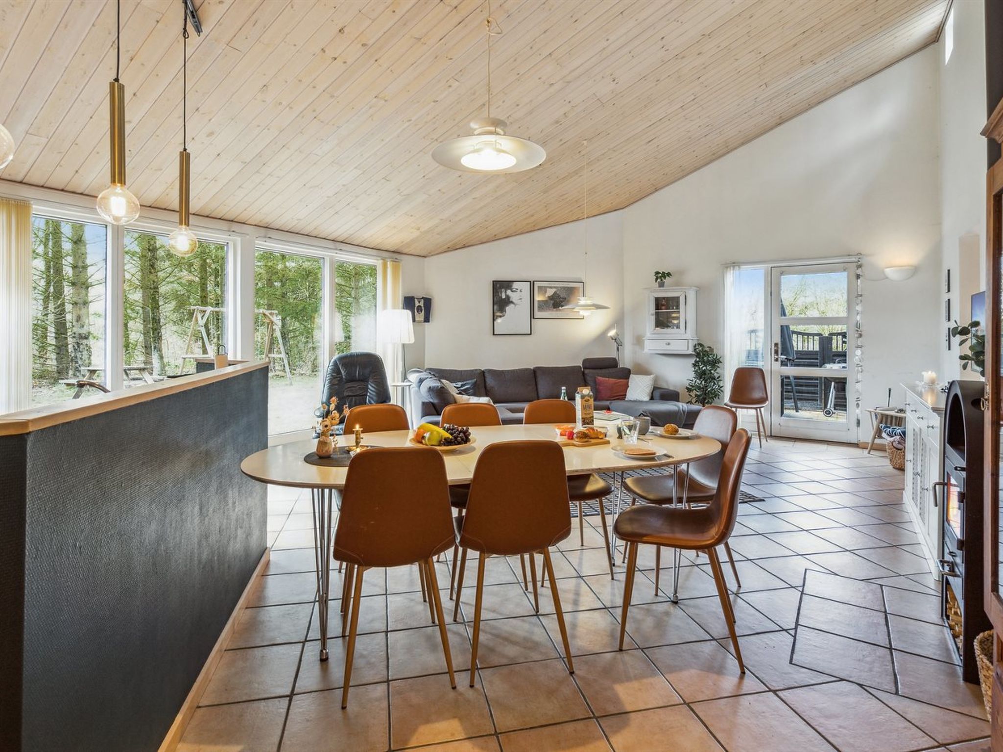 "Amanda" - 30km from the sea - Drinnen