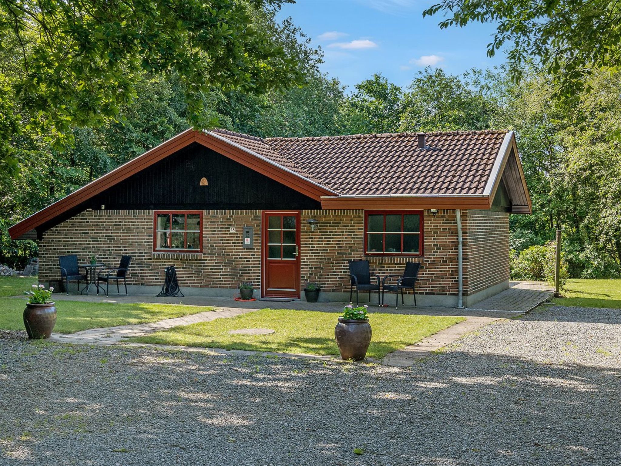 "Gisele" - 30km from the sea-Buiten