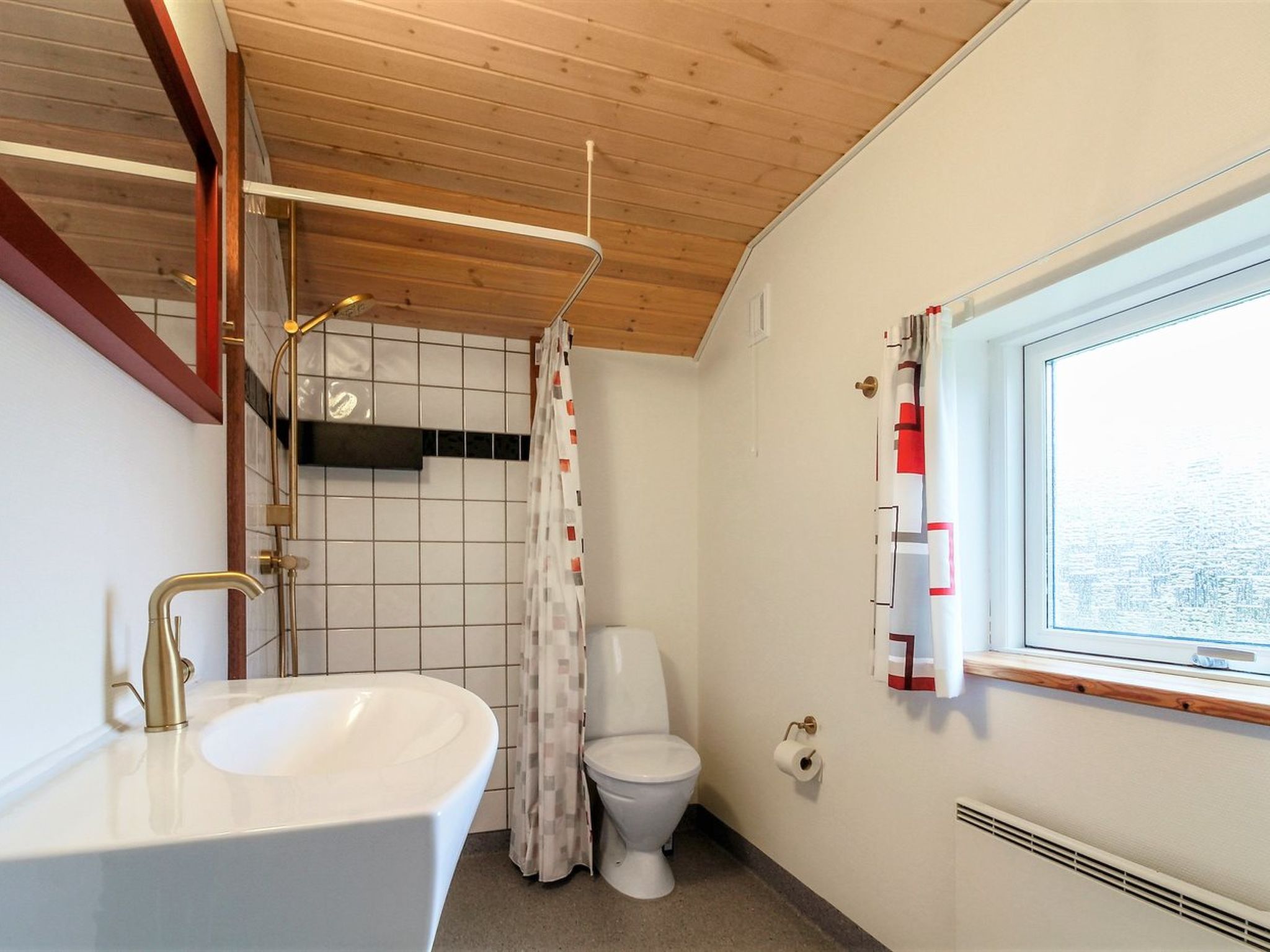 "Tiia" - 29km from the sea - Binnen