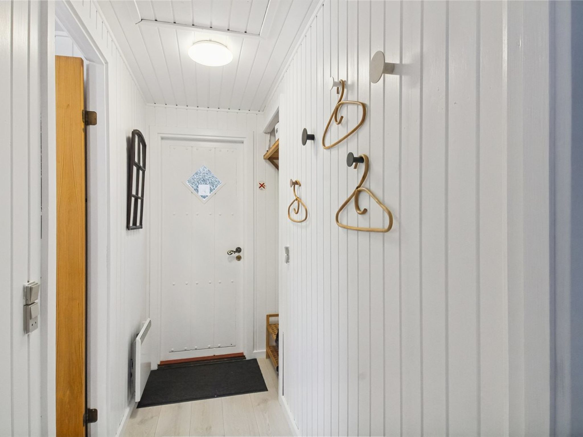 "Hubertina" - 30km from the sea - Binnen