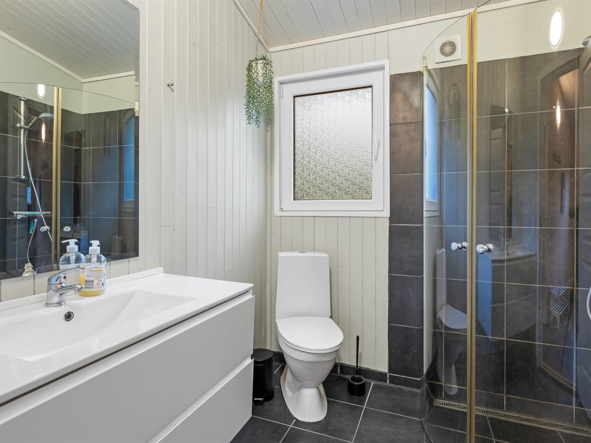 "Hedwig" - 30km from the sea-Binnen