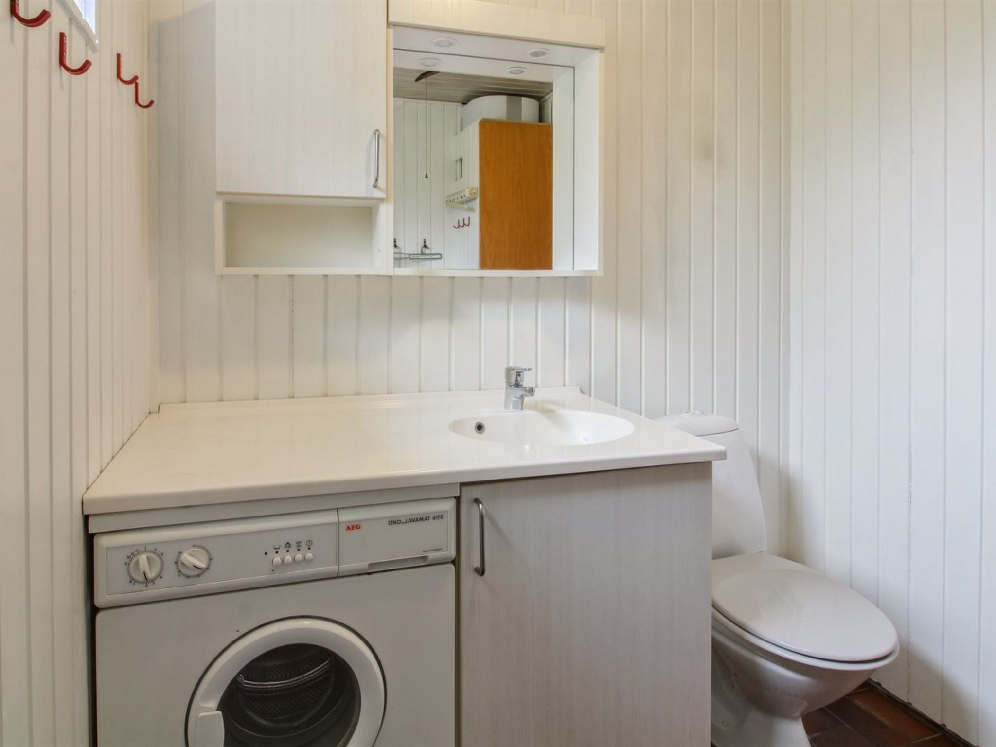 "Ismo" - 30km from the sea - Binnen