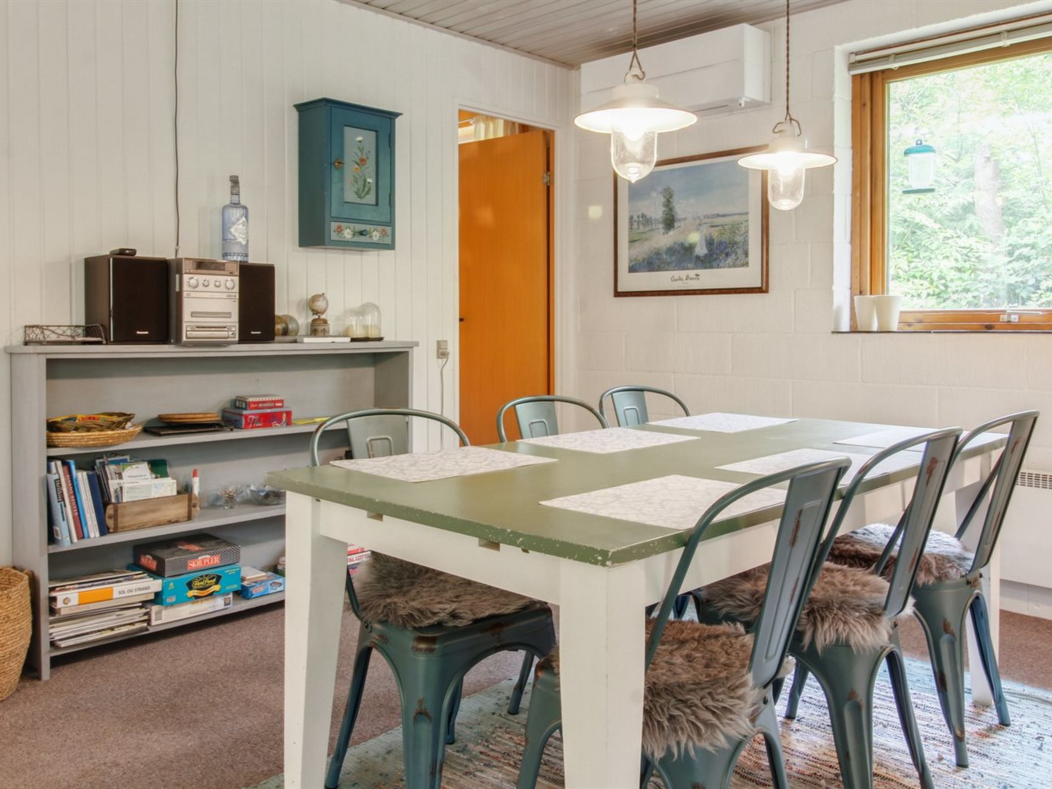 "Ismo" - 30km from the sea-Drinnen