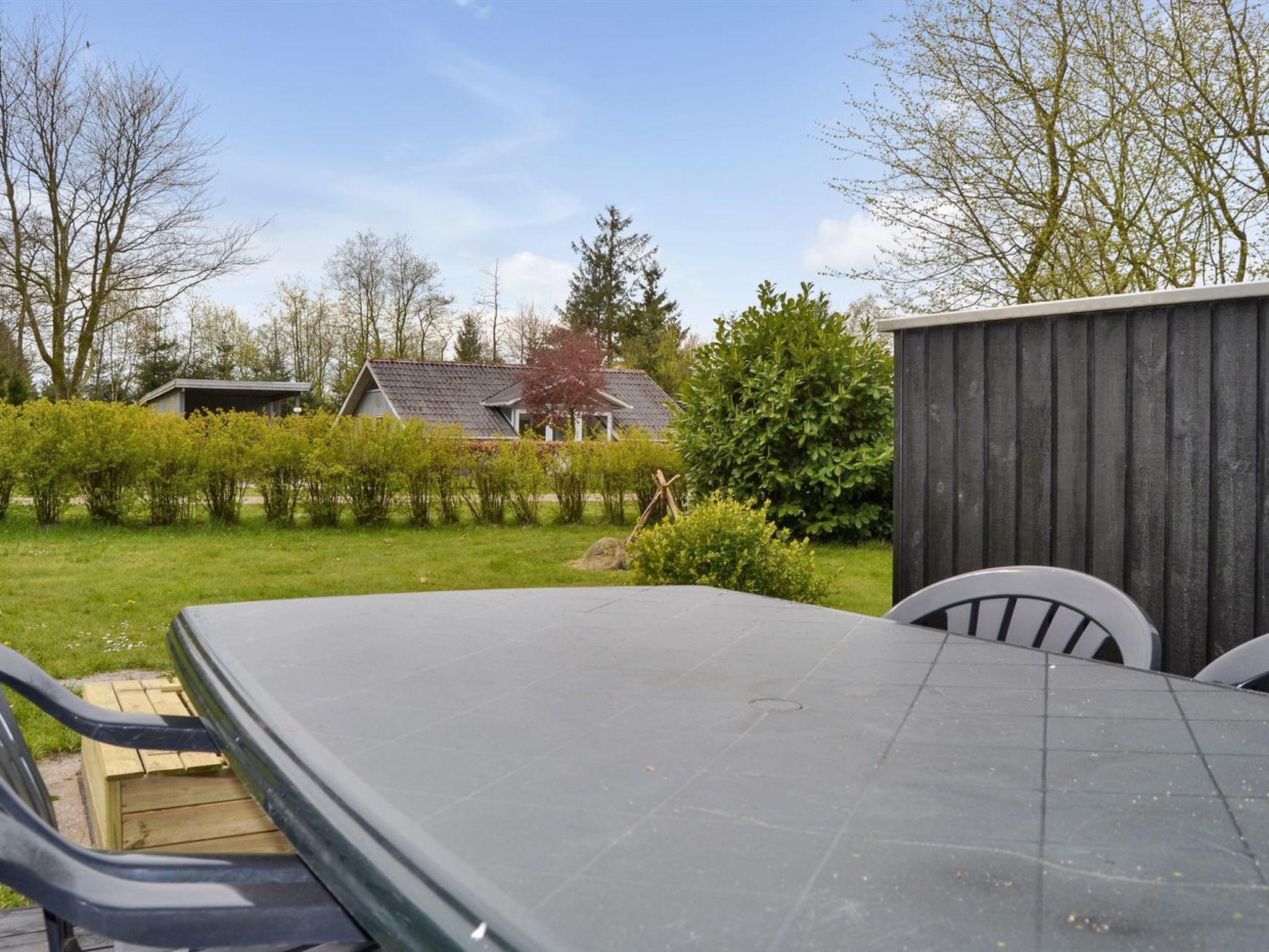 "Anninka" - 28km from the sea - Buiten