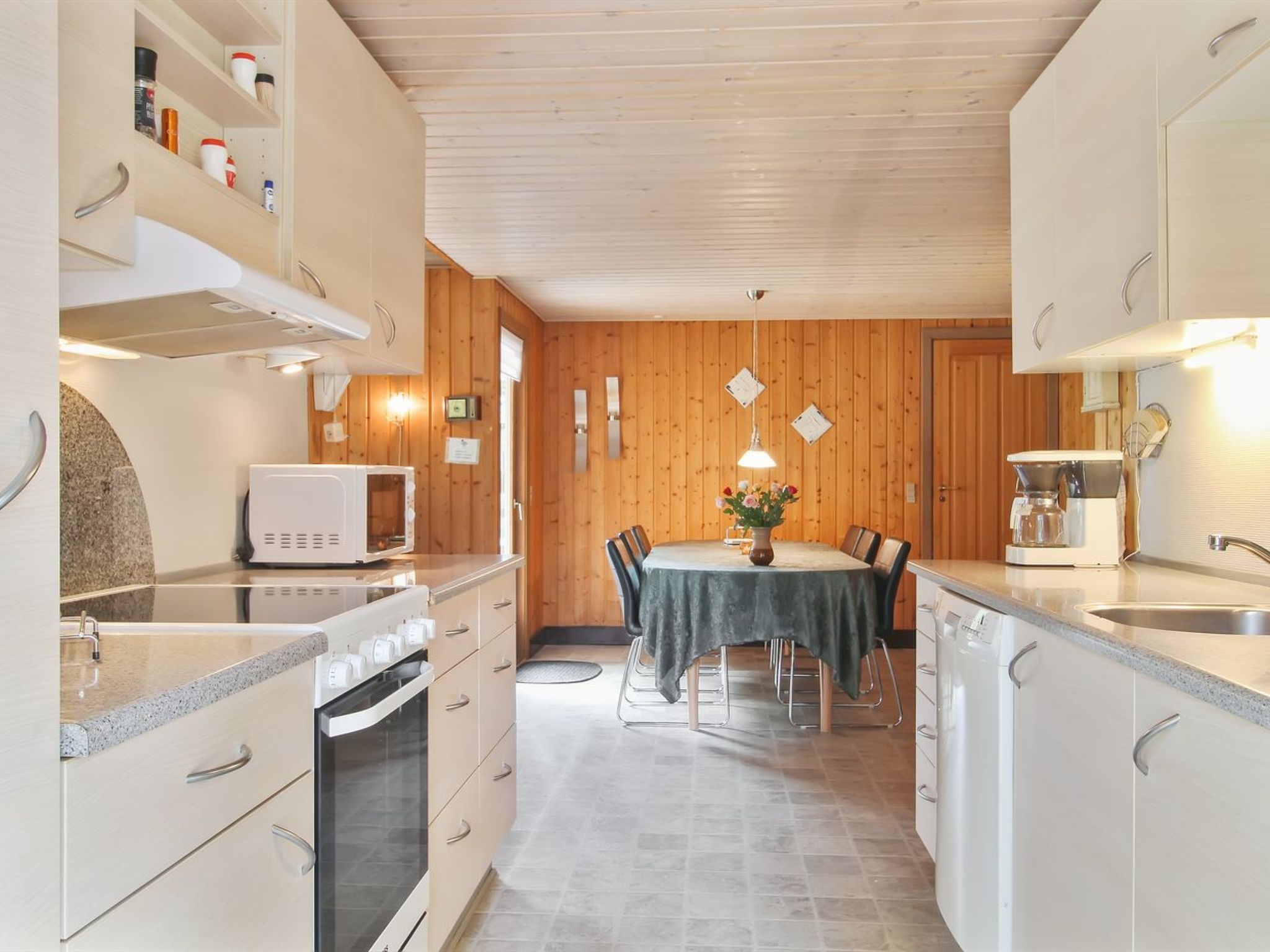 "Friedeman" - 29km from the sea-Dedans