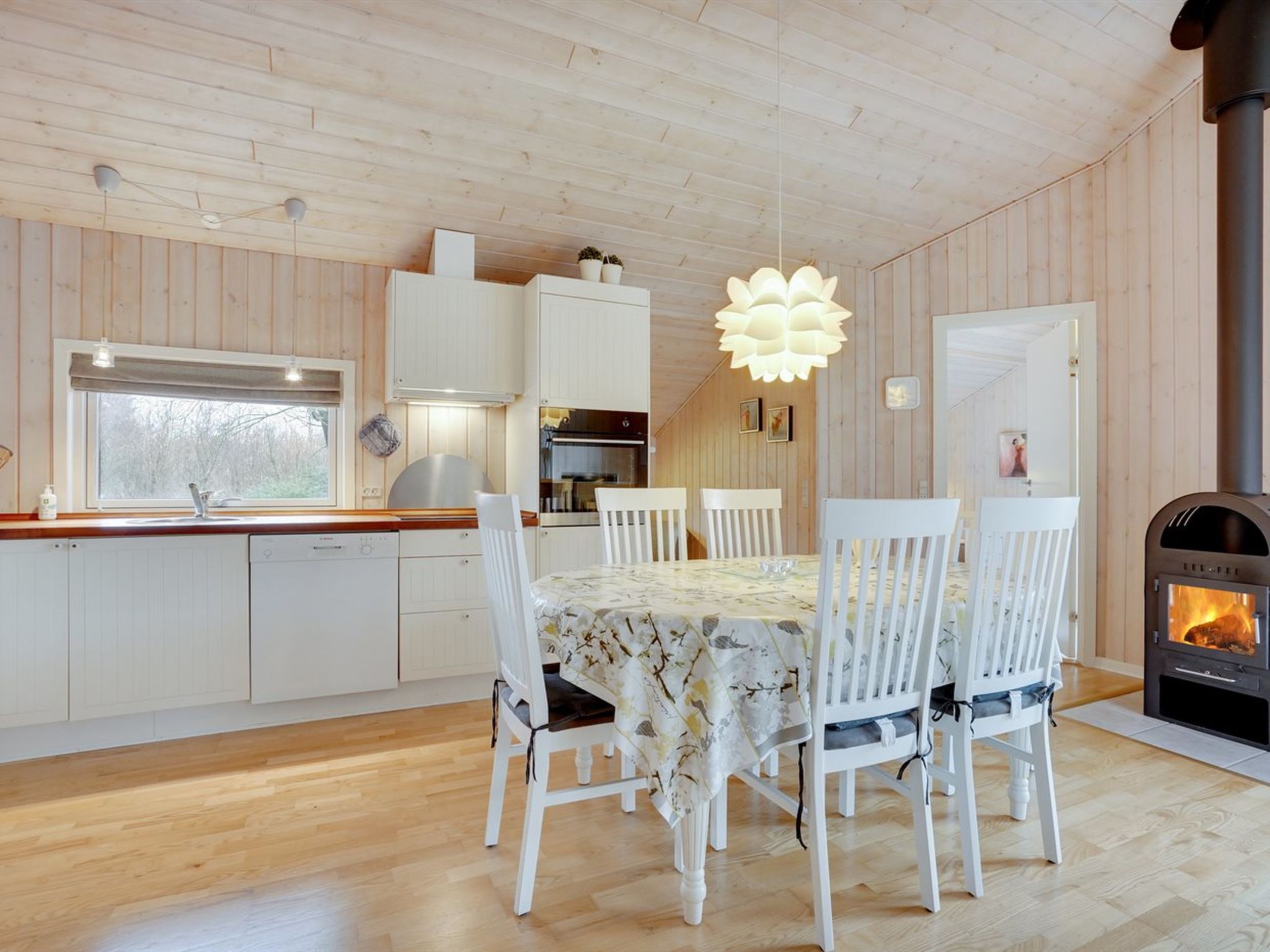 "Tatti" - 30km from the sea-Binnen