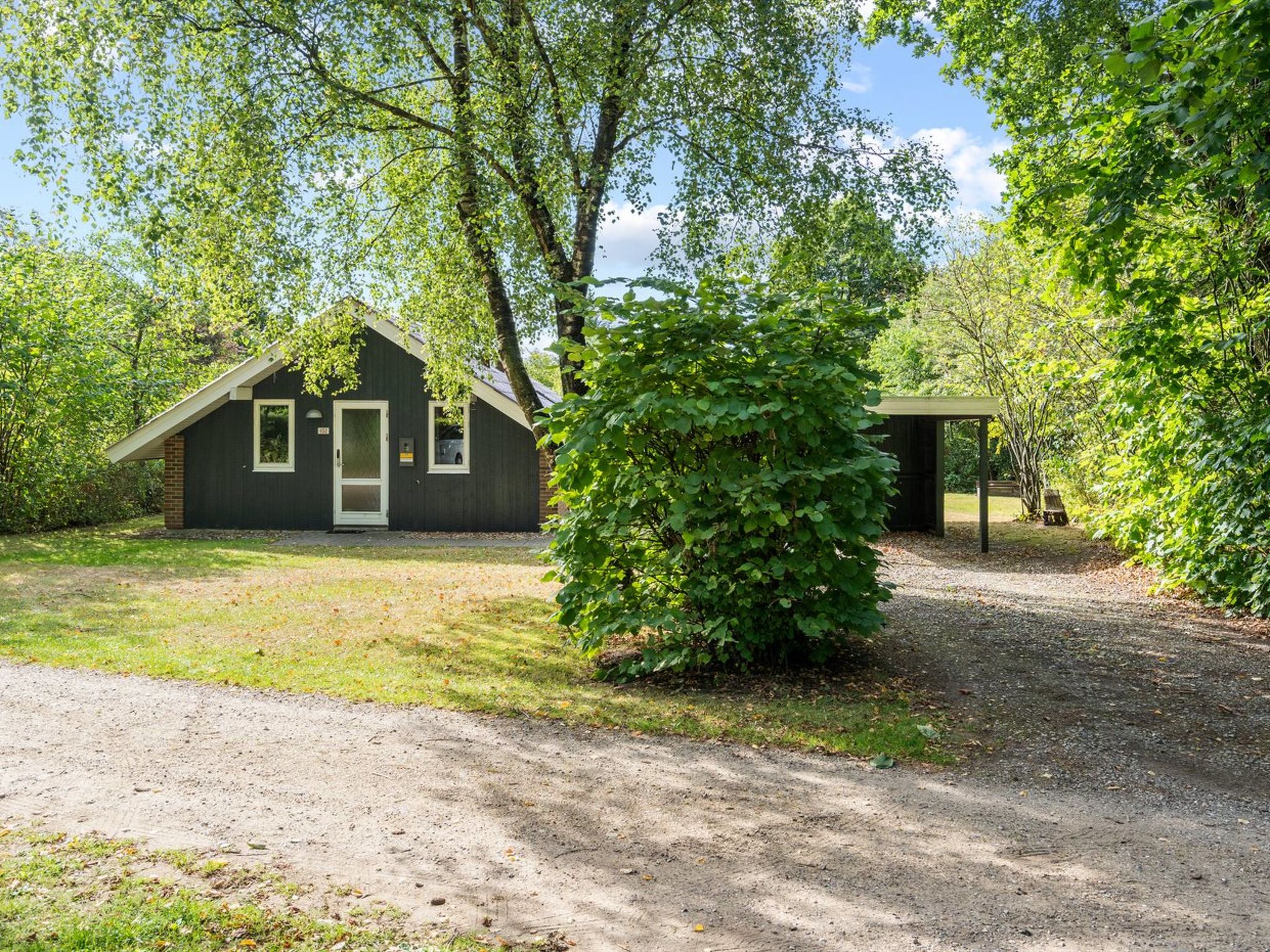 "Pance" - 20km to the fjord - Buiten