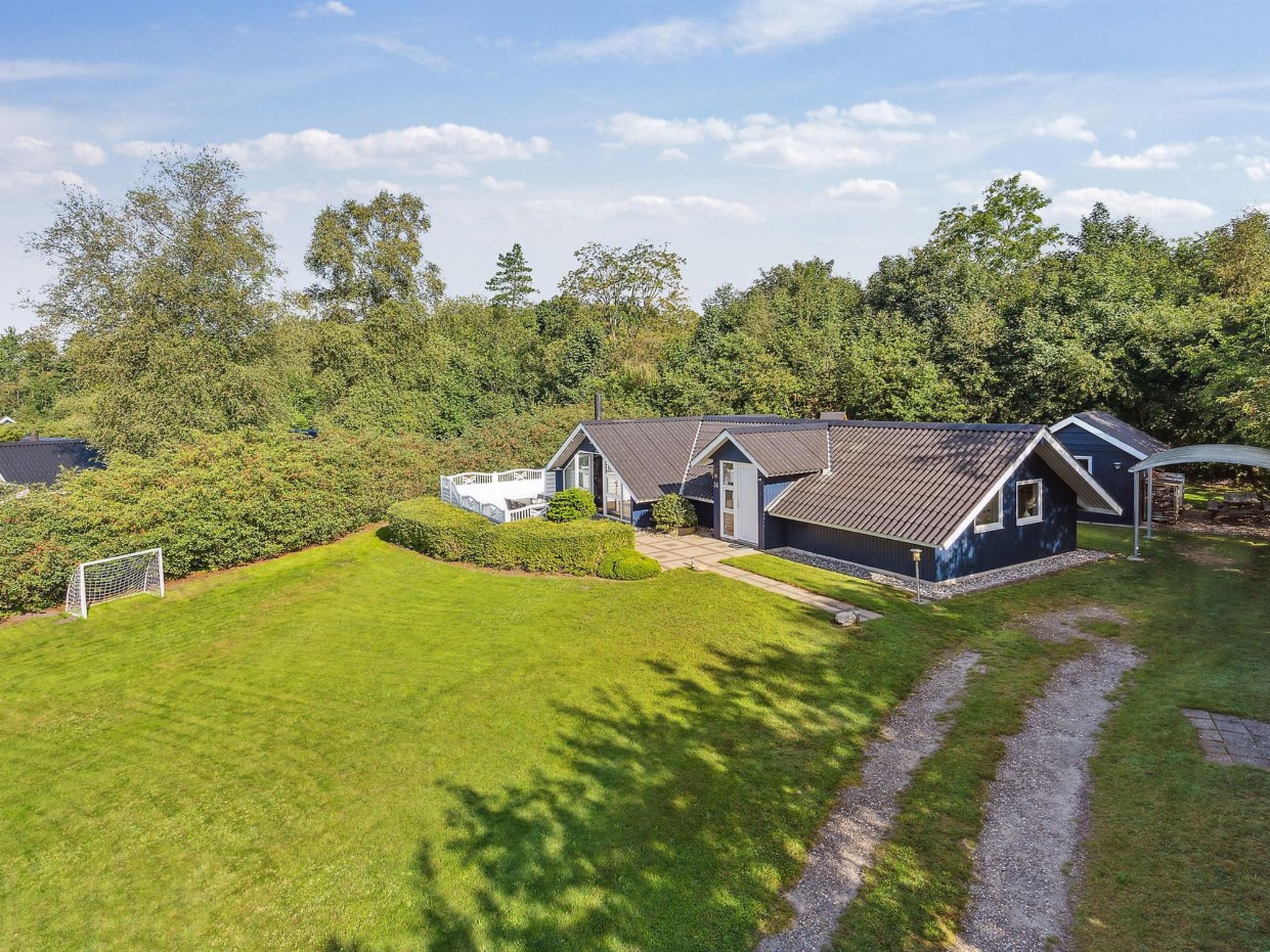"Ines" - 25km from the sea-Buiten