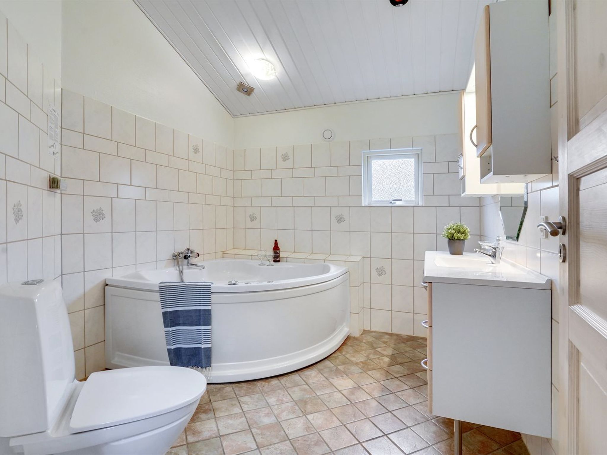 Maison "Anica" - 29km from the sea – Salle de bains, photo 8 sur 25