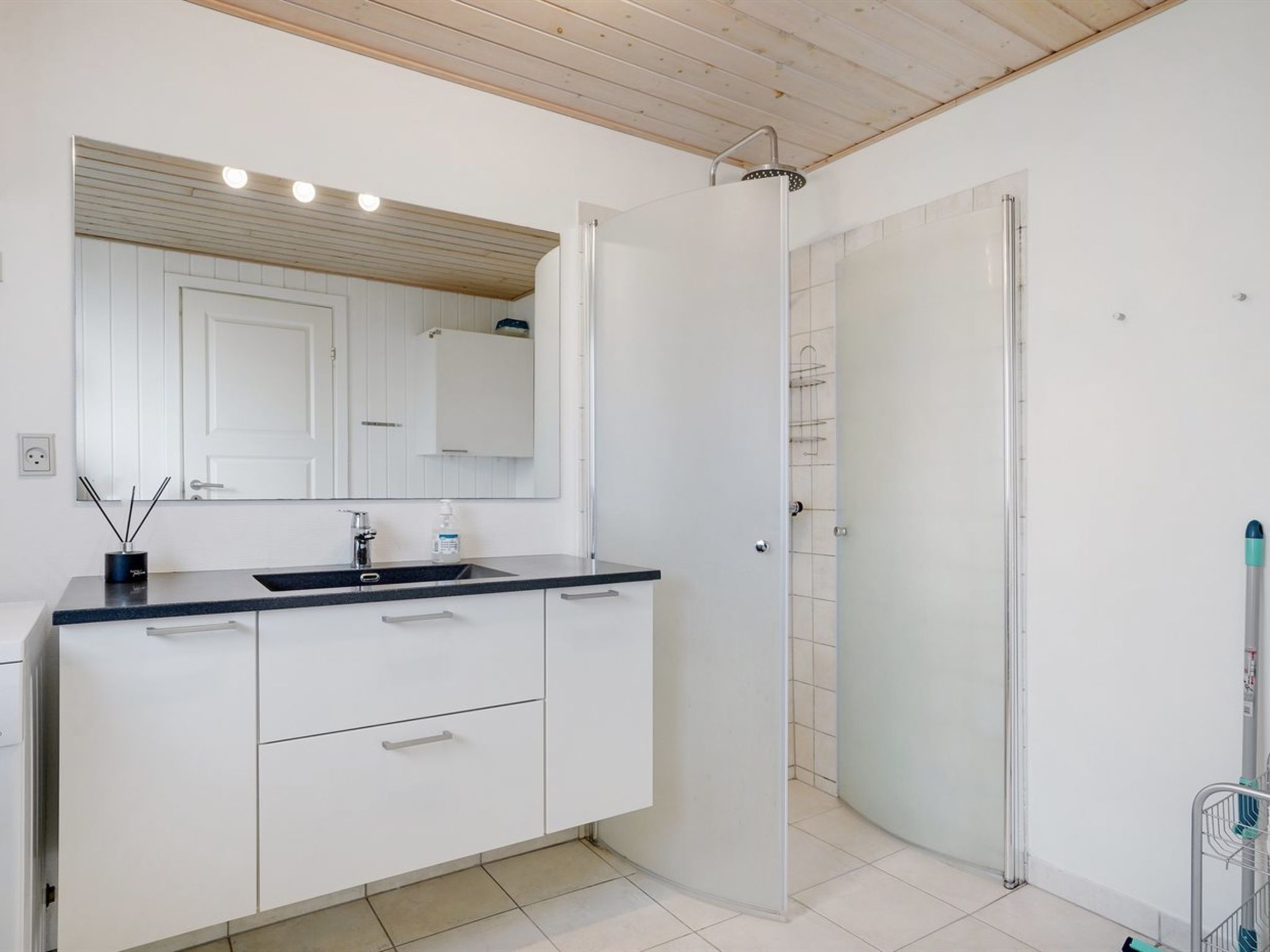 "Massie" - 30km from the sea - Drinnen