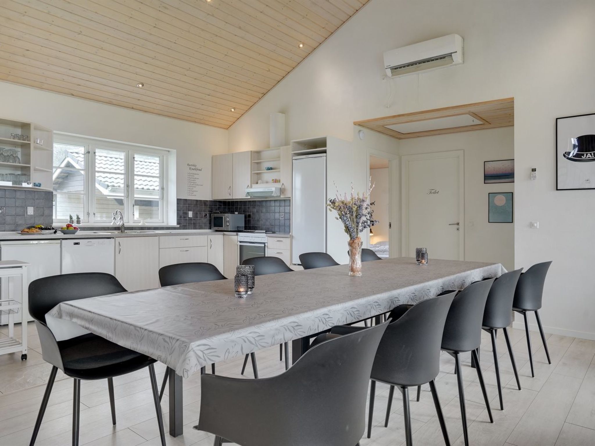 "Quanna" - 30km from the sea - Binnen