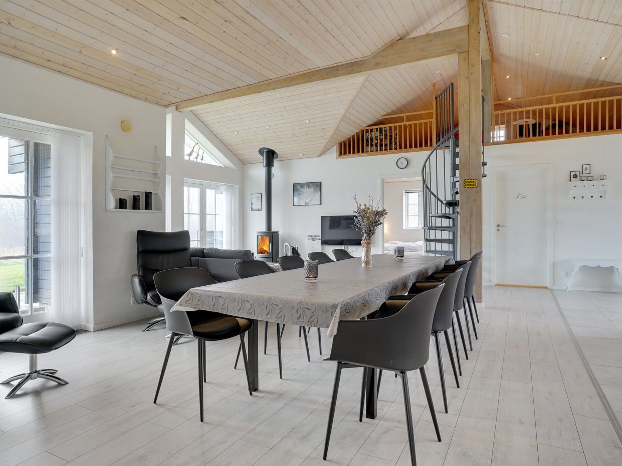 "Quanna" - 30km from the sea - Binnen