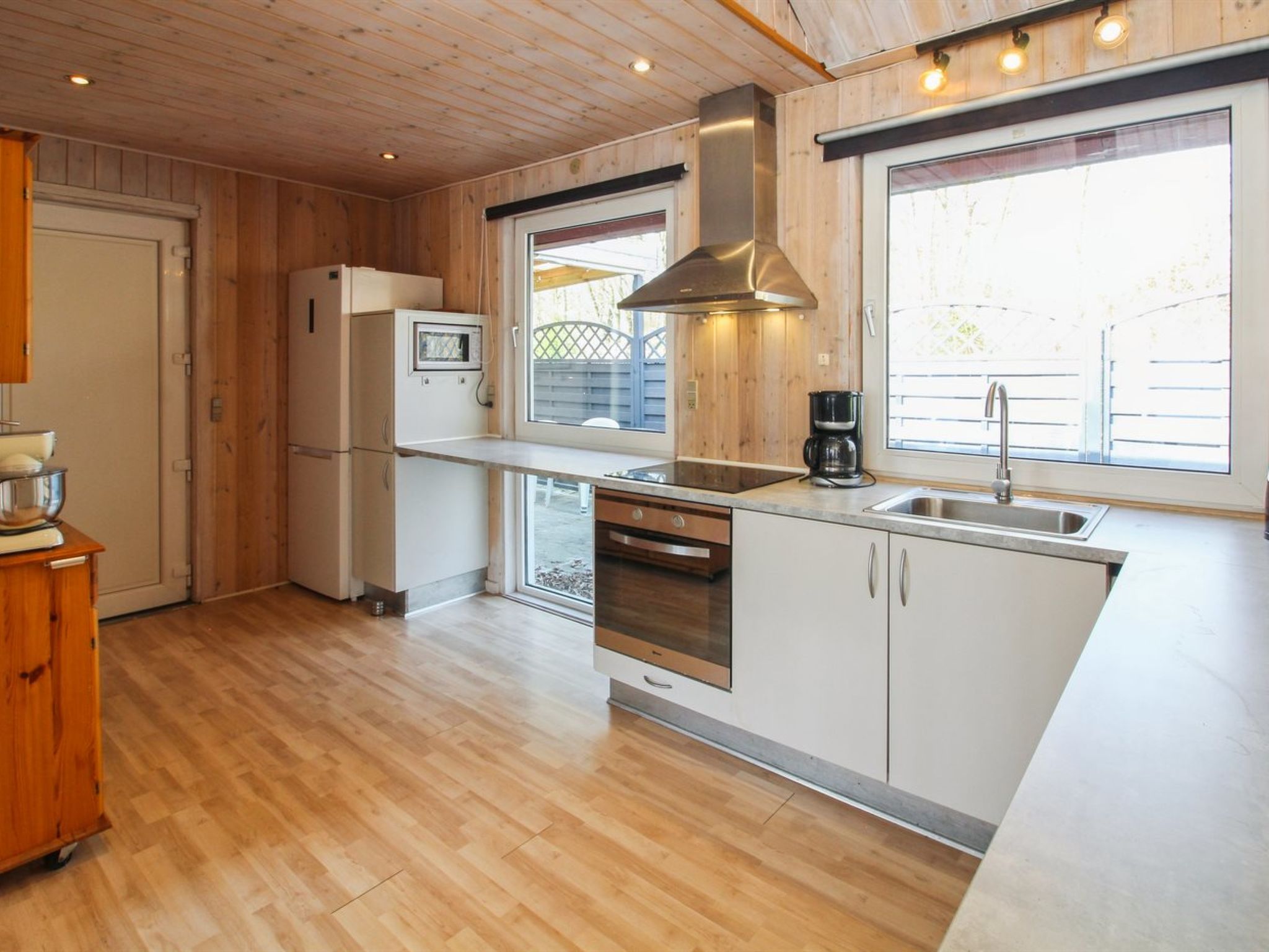 "Edy" - 25km from the sea - Binnen