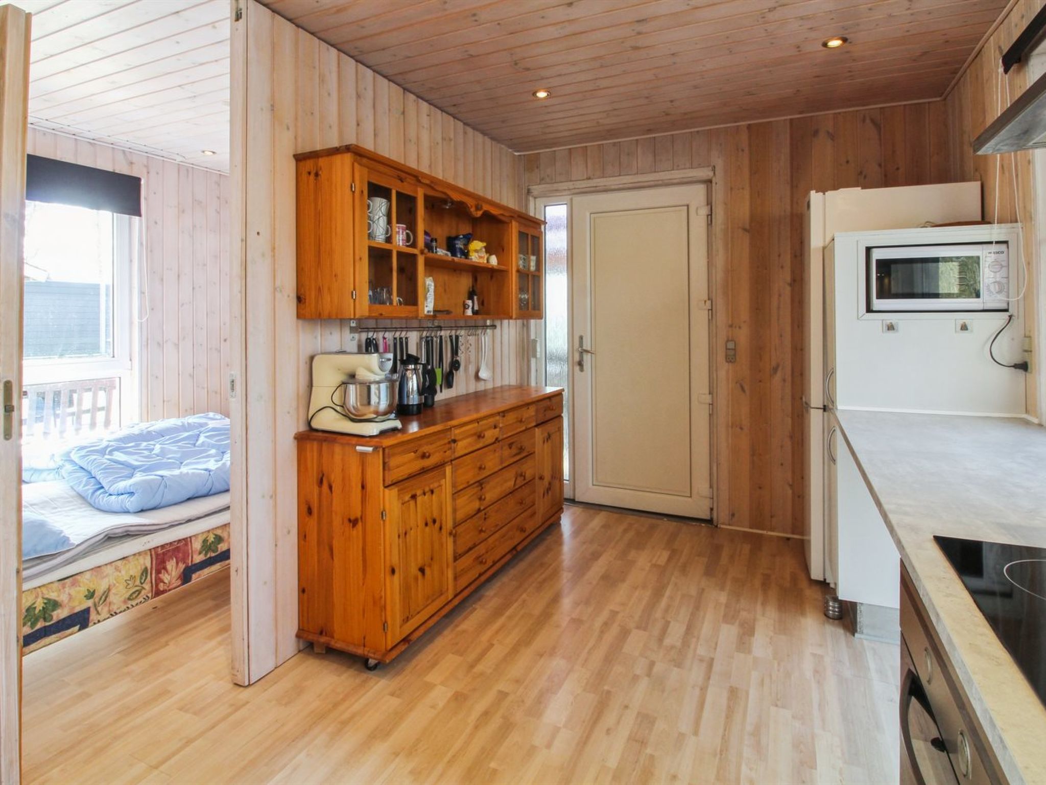 "Edy" - 25km from the sea - Binnen