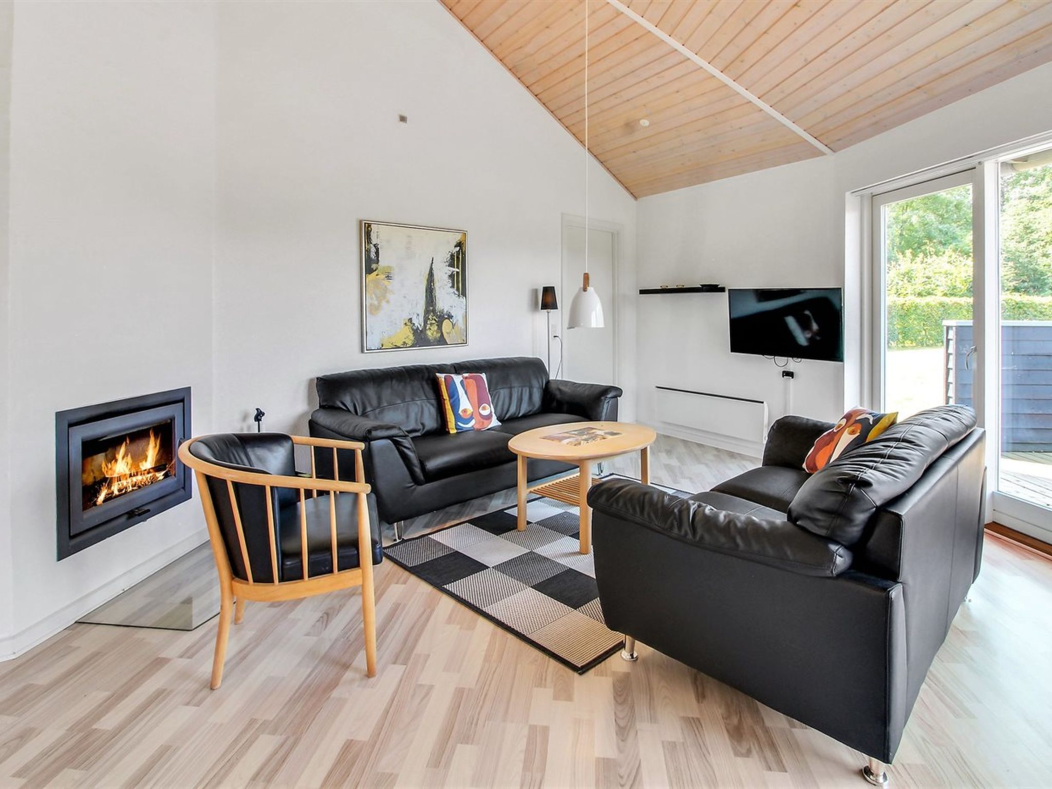 "Jani" - 25km from the sea-Binnen