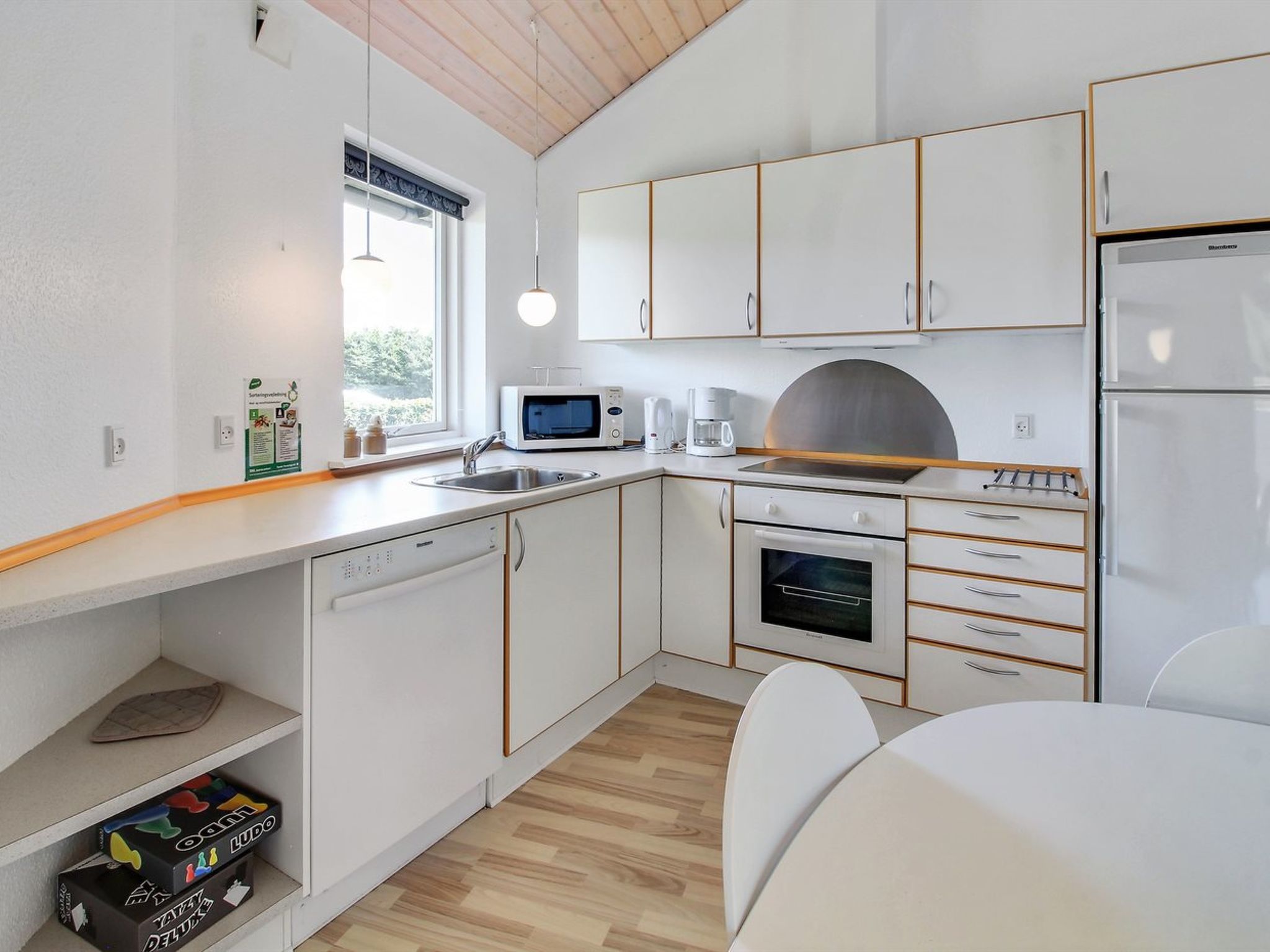 "Jani" - 25km from the sea-Binnen