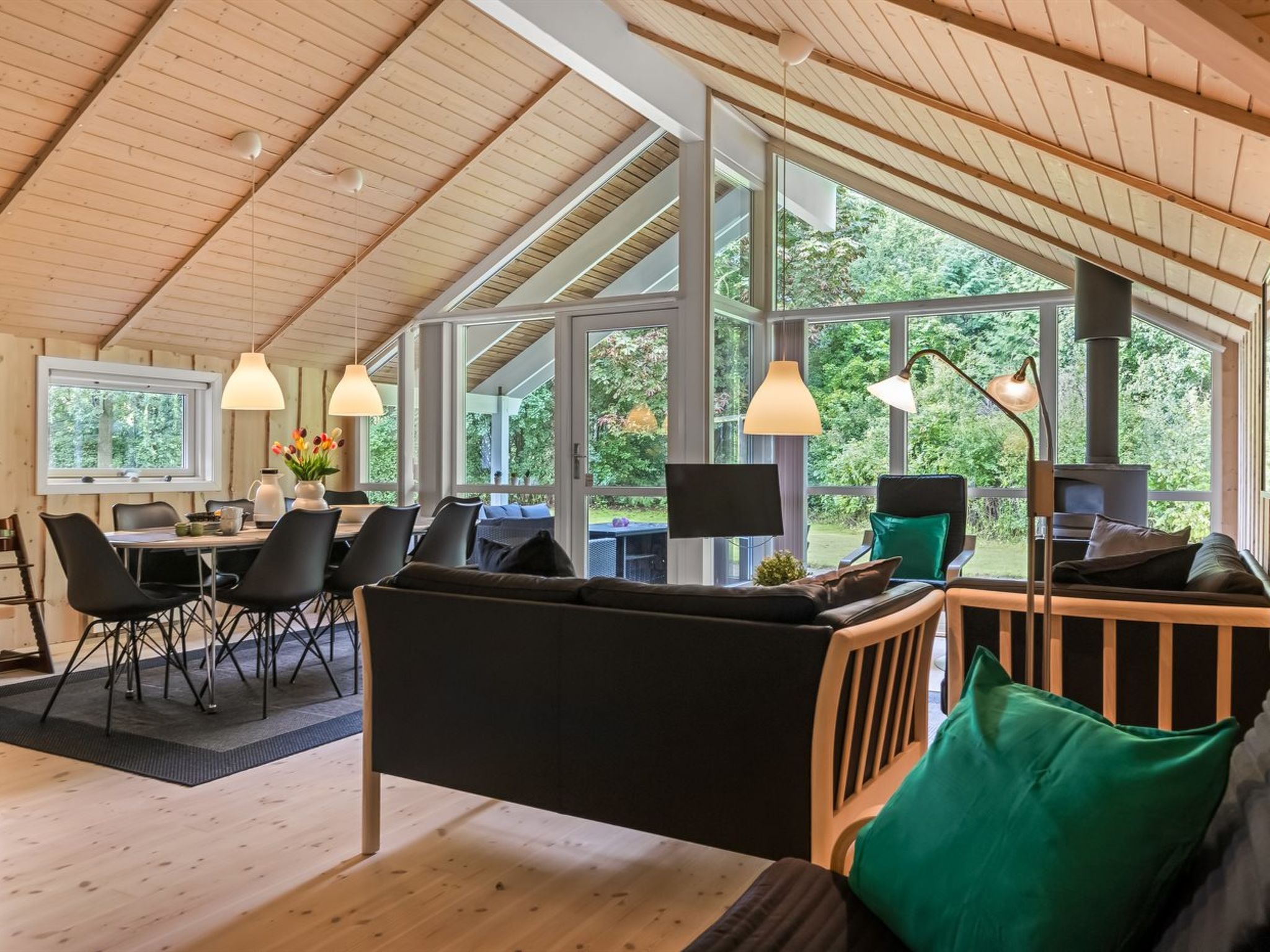 "Kaare" - 34.2km from the sea - Binnen