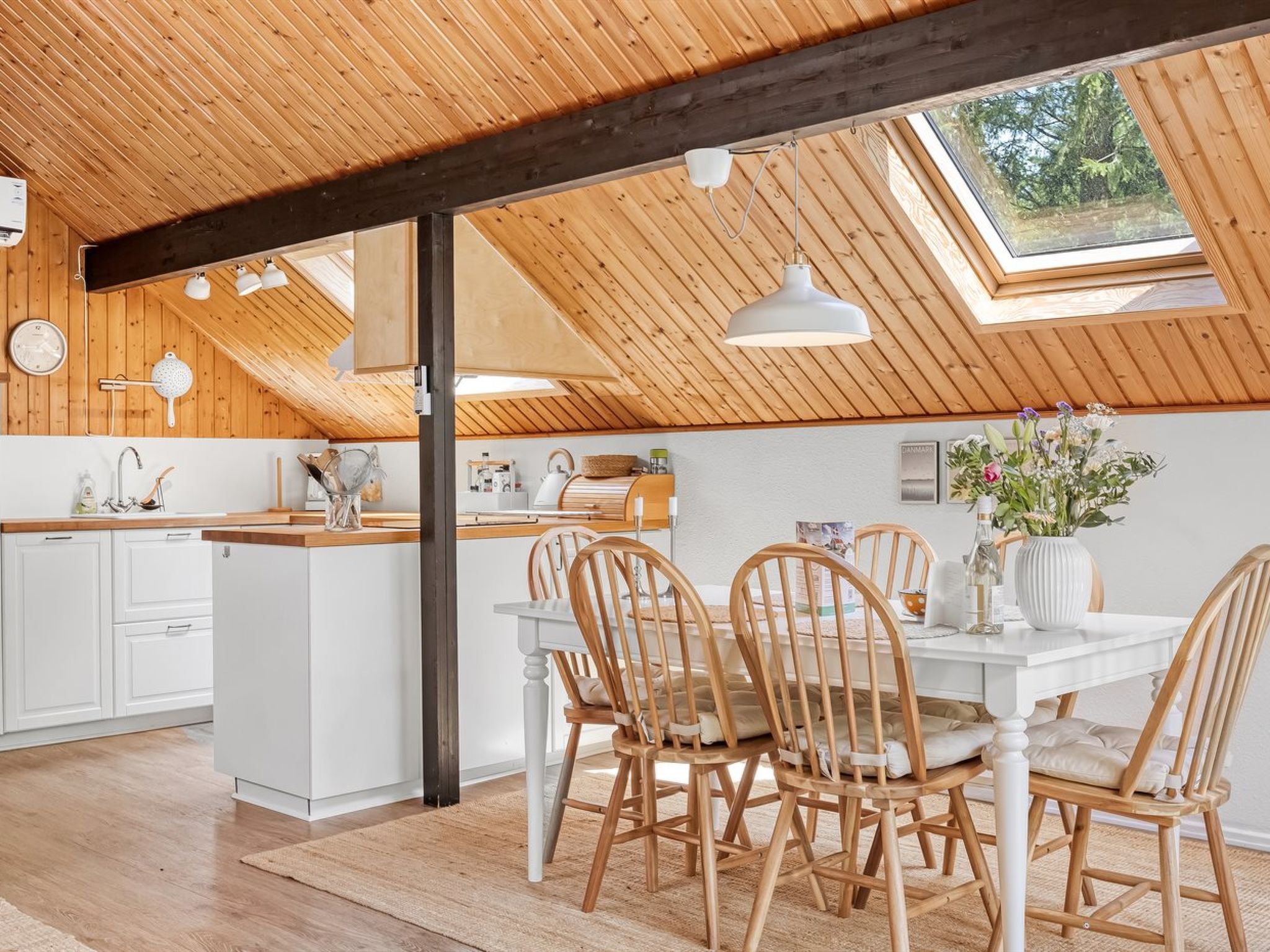 "Hilla" - 31km from the sea - Drinnen