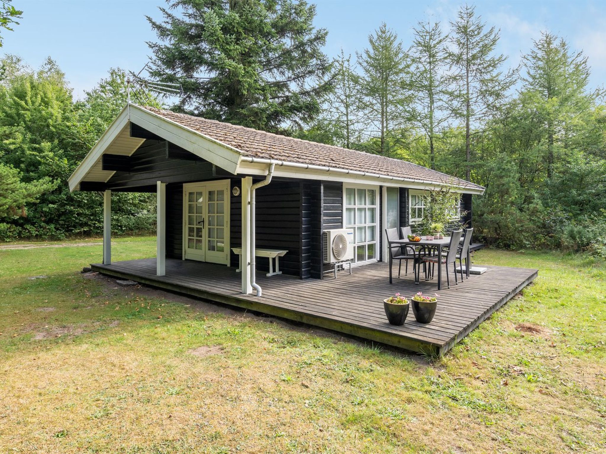 "Iulger" - 30km from the sea - Buiten