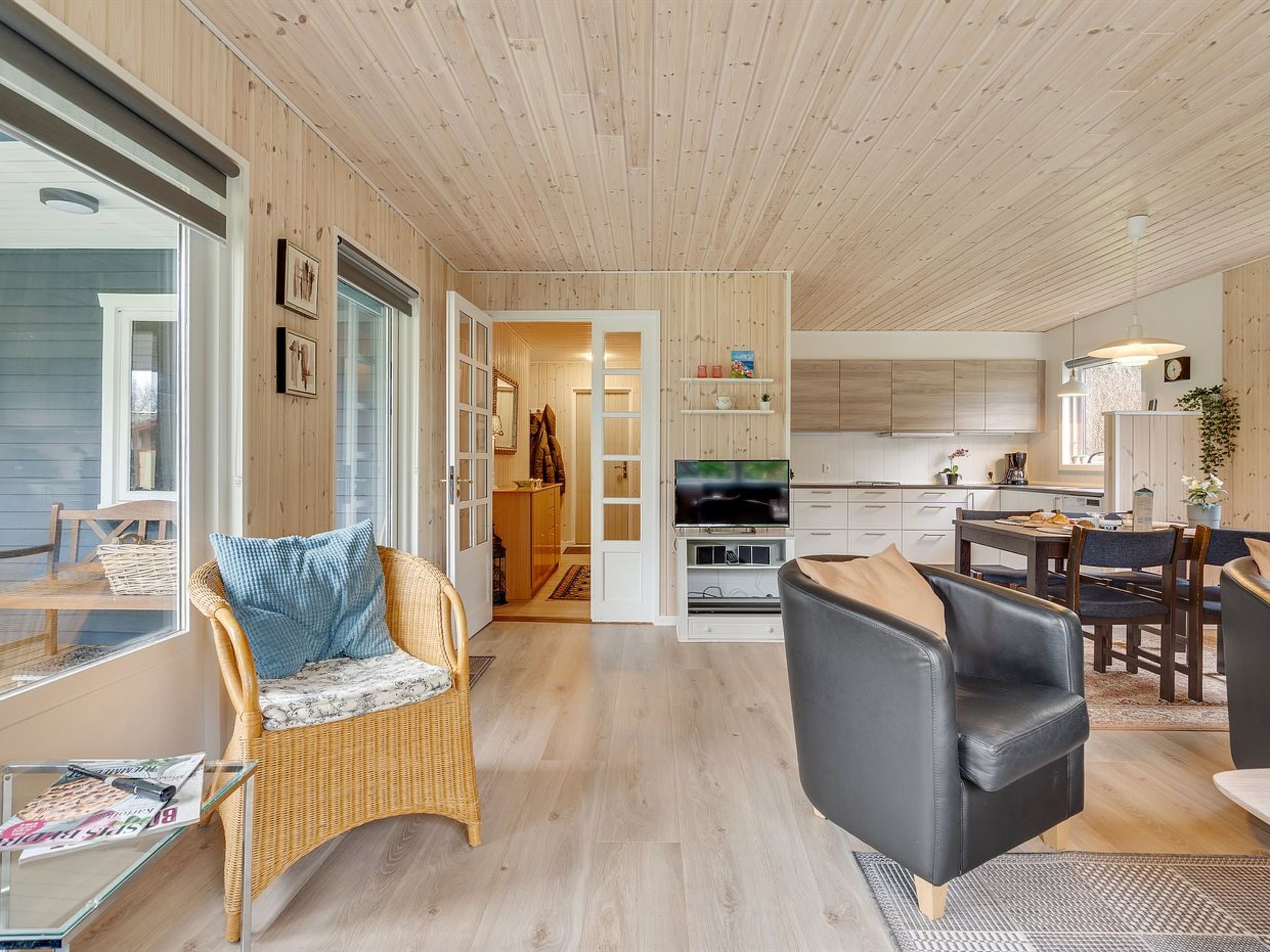 "Annamaria" - 30km from the sea - Binnen