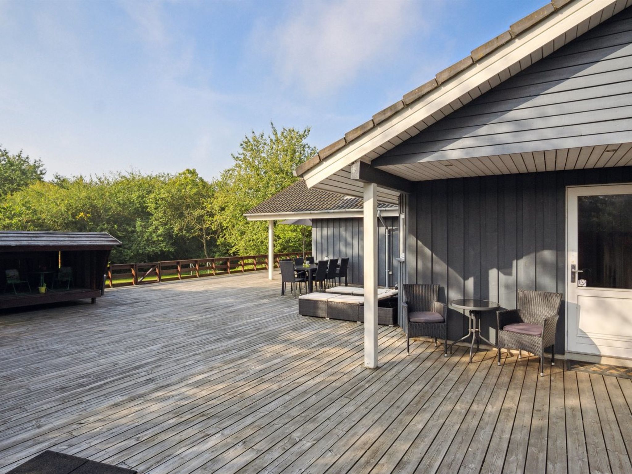 "Elif" - 30km from the sea - Buiten