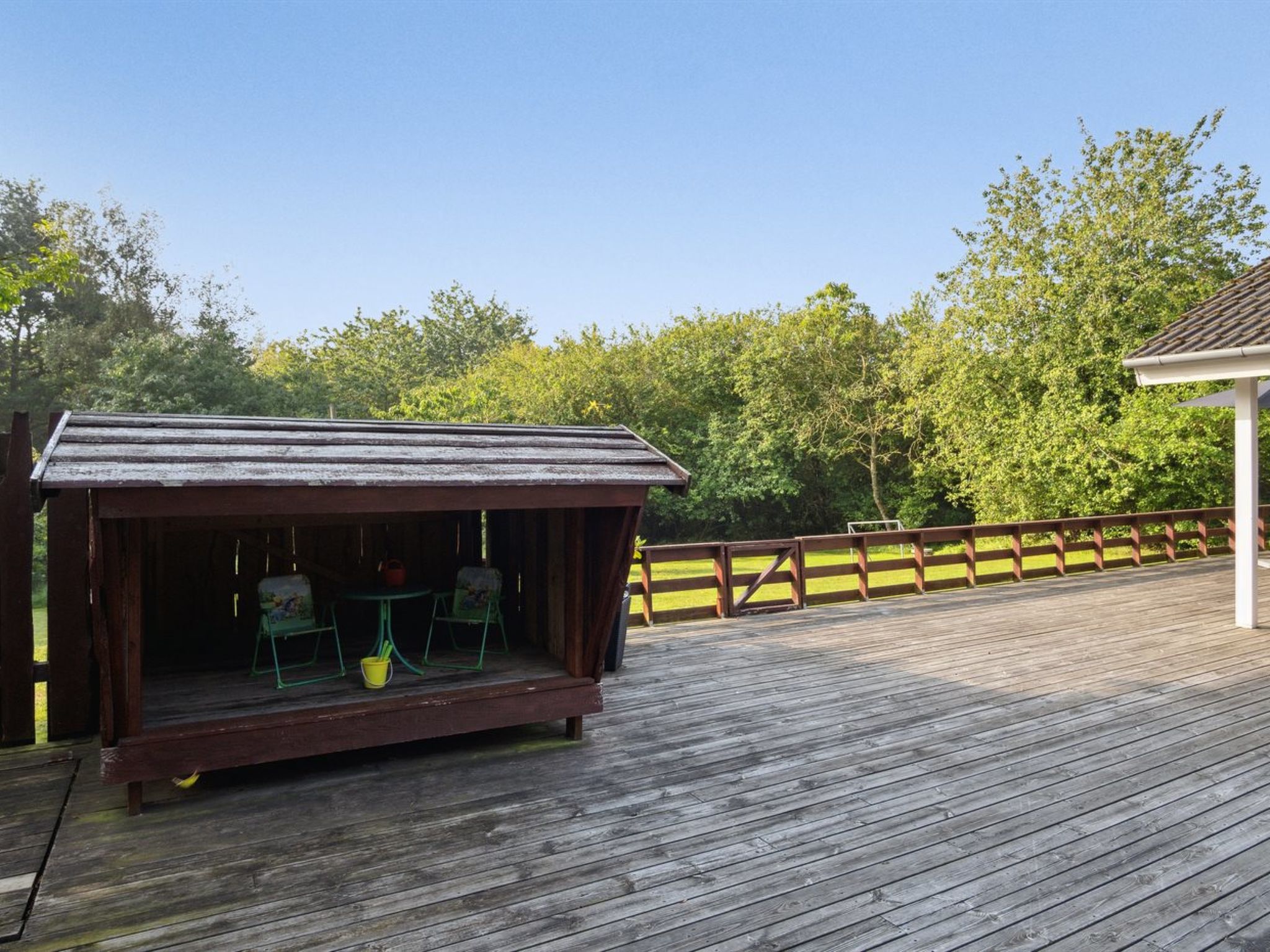 "Elif" - 30km from the sea - Buiten
