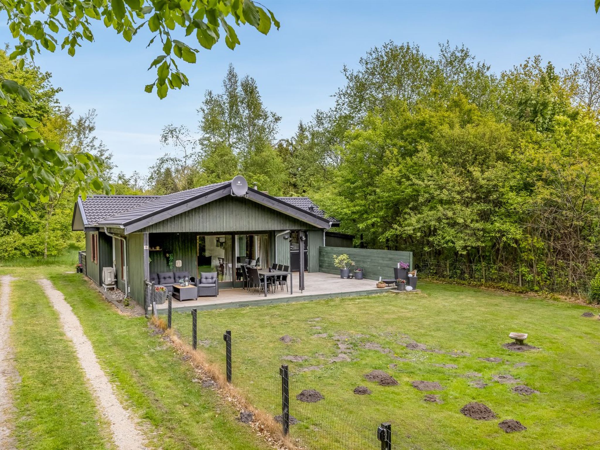 "Nyalle" - 30km from the sea - Buiten