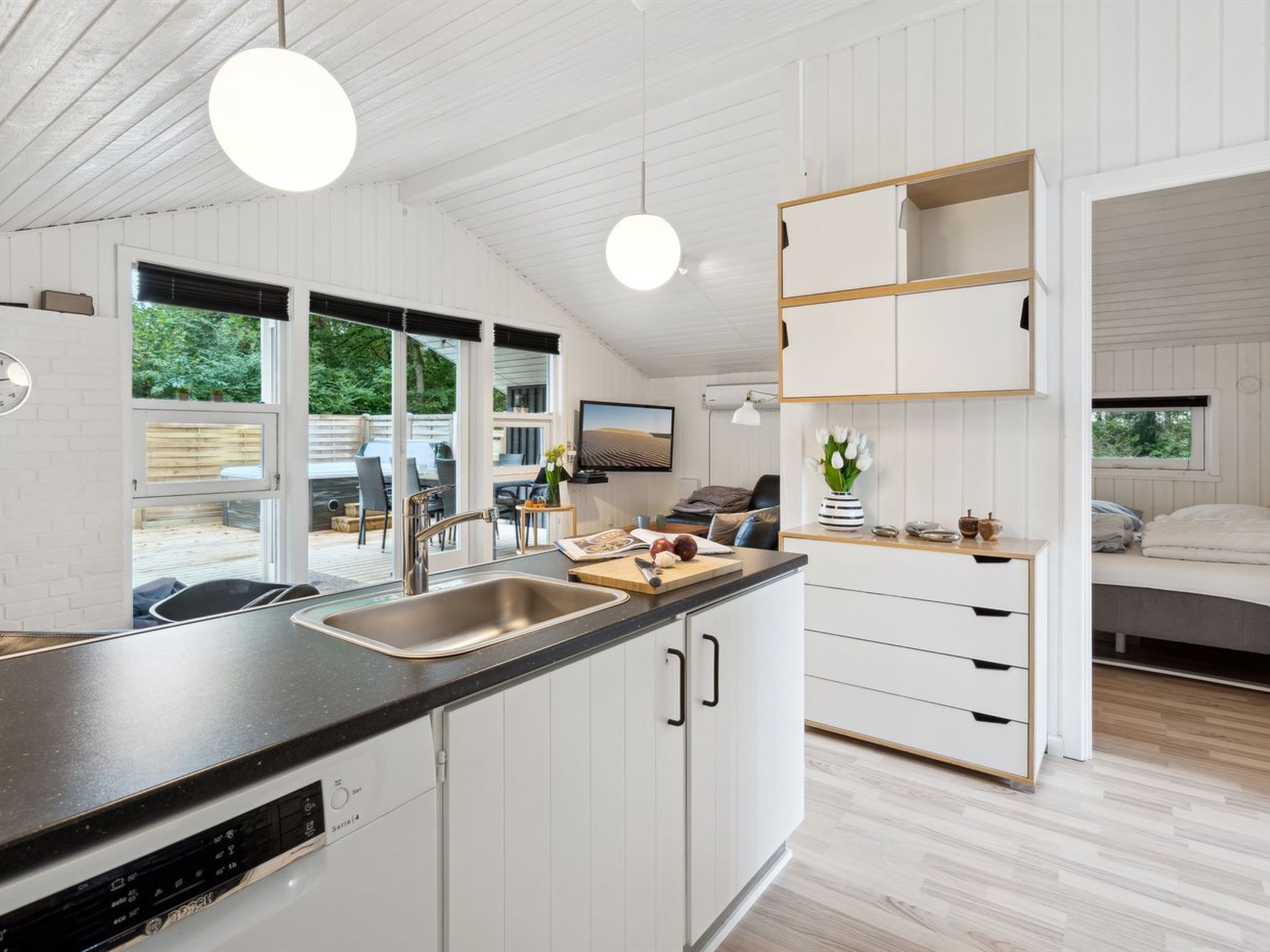 "Brynhild" - 30km from the sea-Binnen