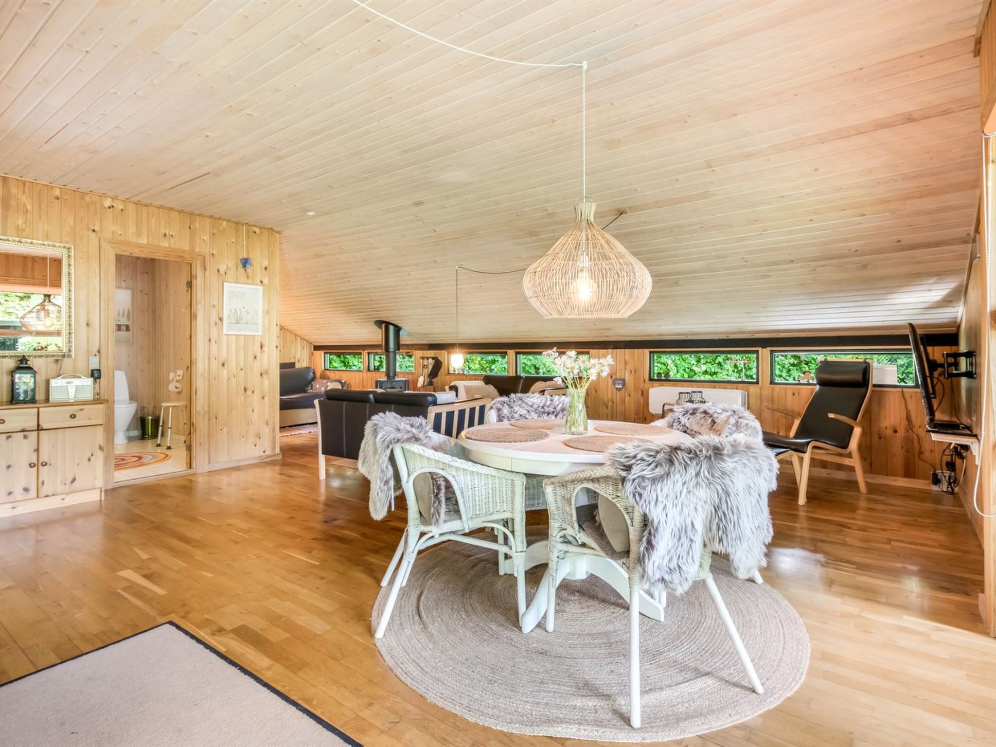 "Amela" - 30km from the sea - Inside