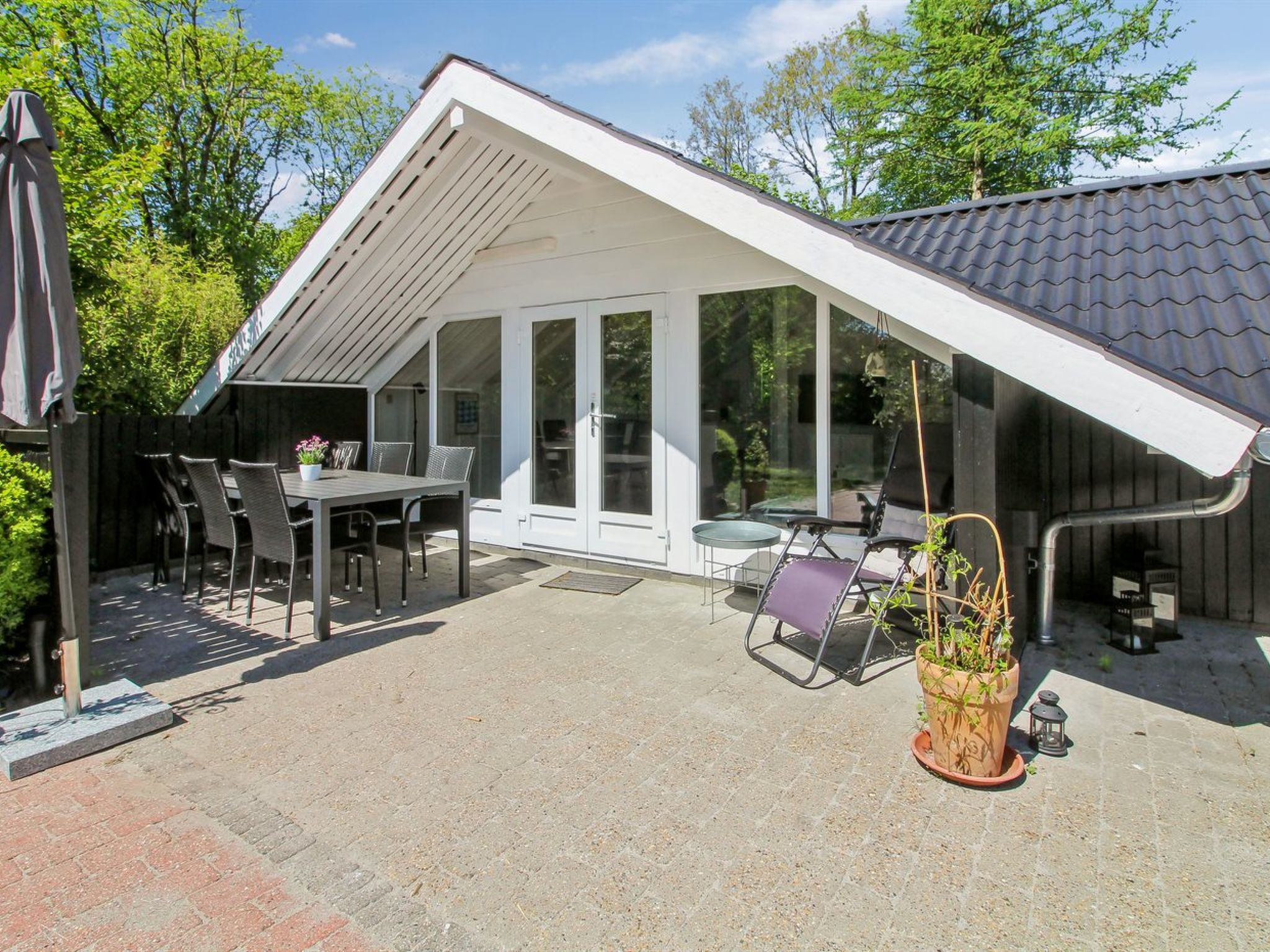 "Jaakob" - 30km from the sea - Buiten