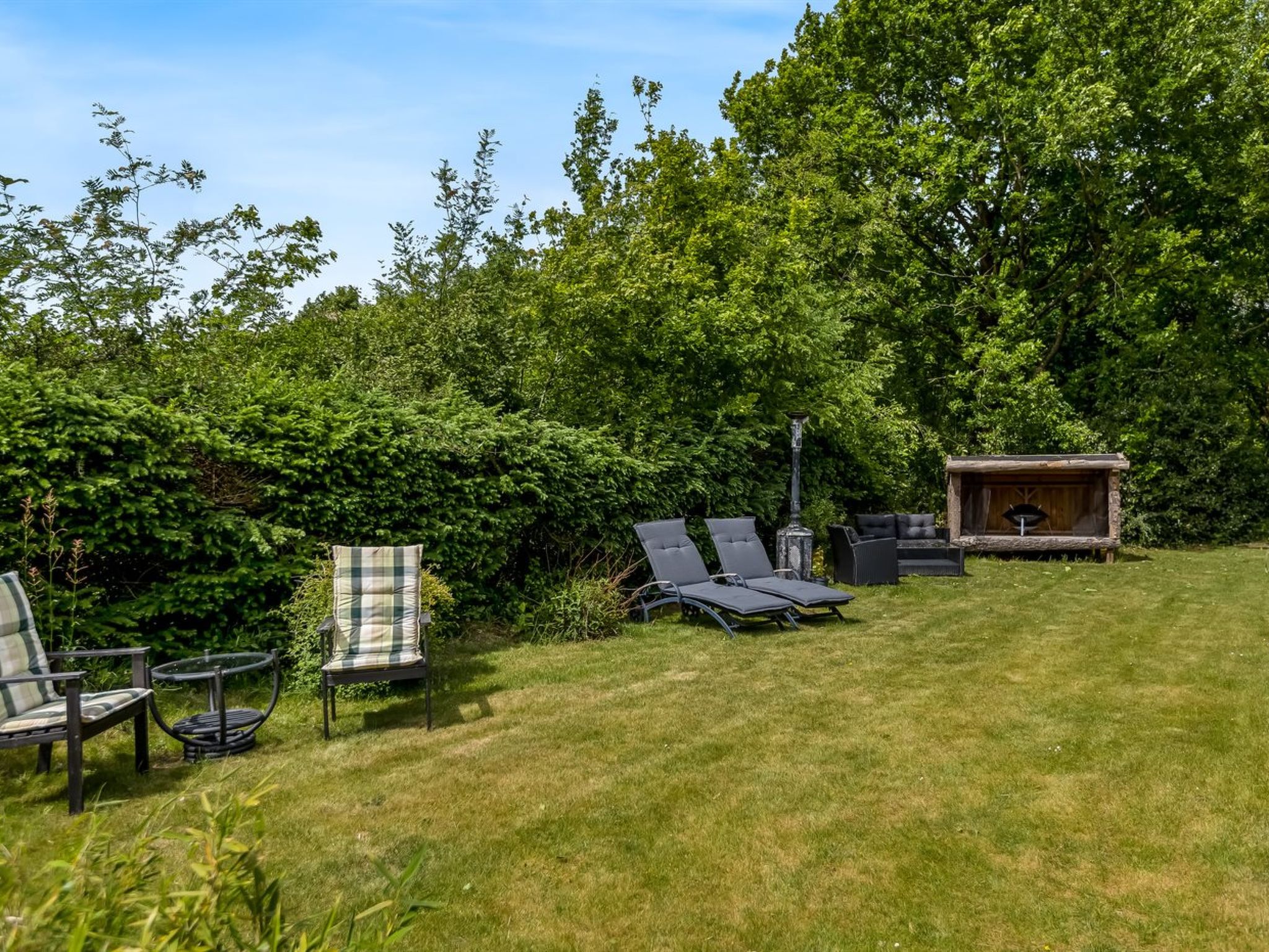 "Fenna" - 30km from the sea - Buiten