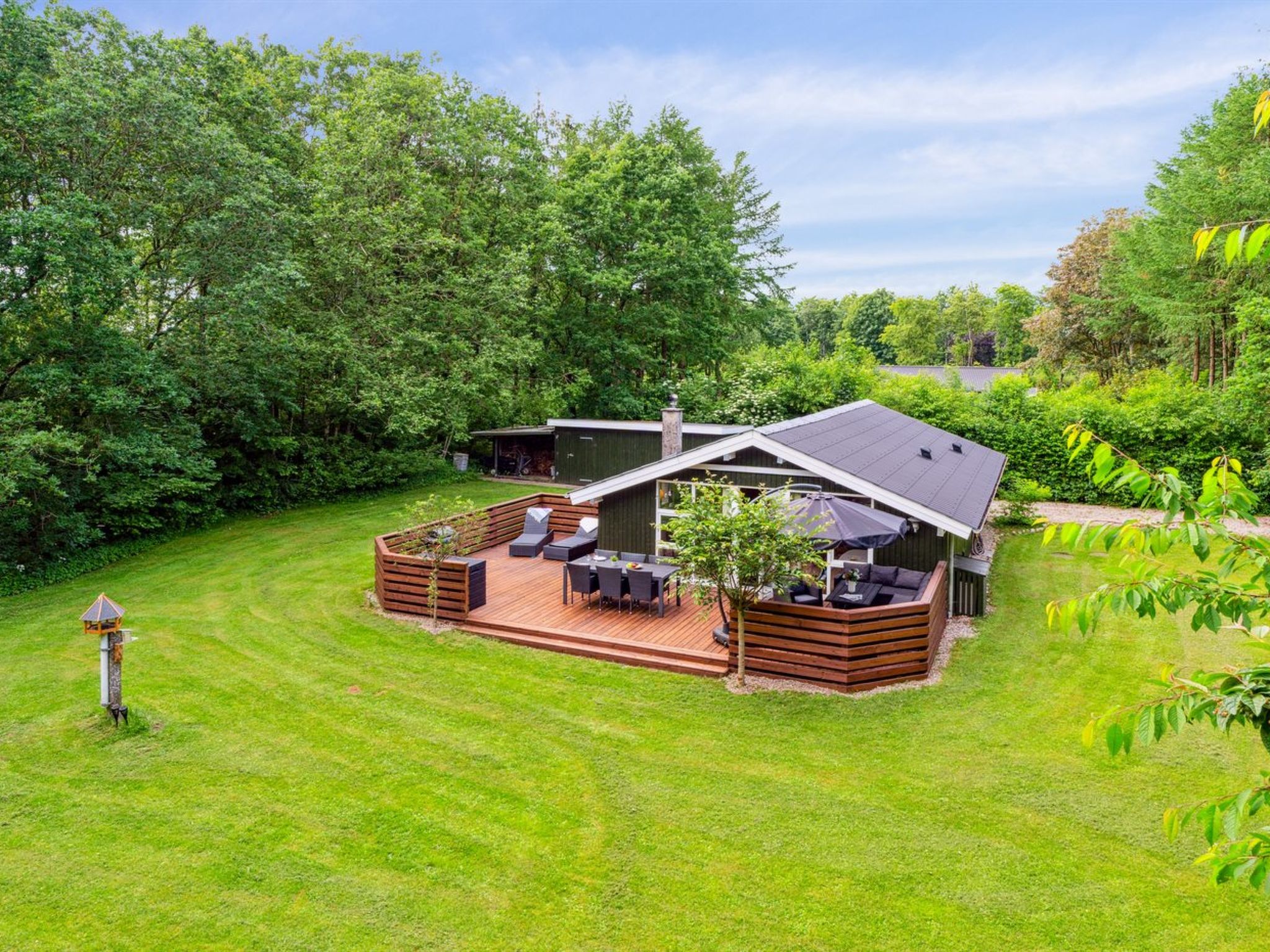 "Zaharinka" - 30km from the sea - Buiten