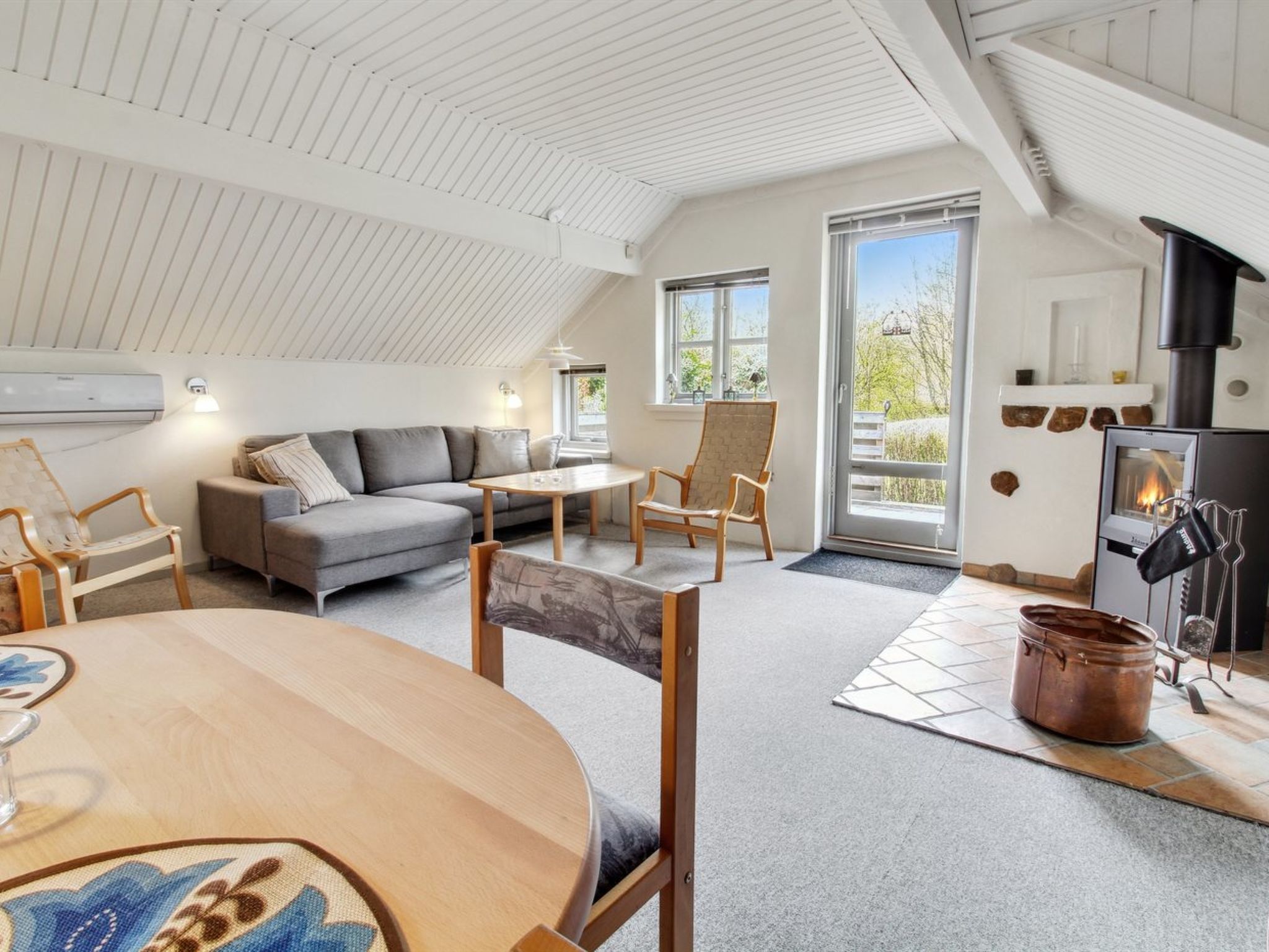 "Ofrath" - 30km from the sea-Binnen