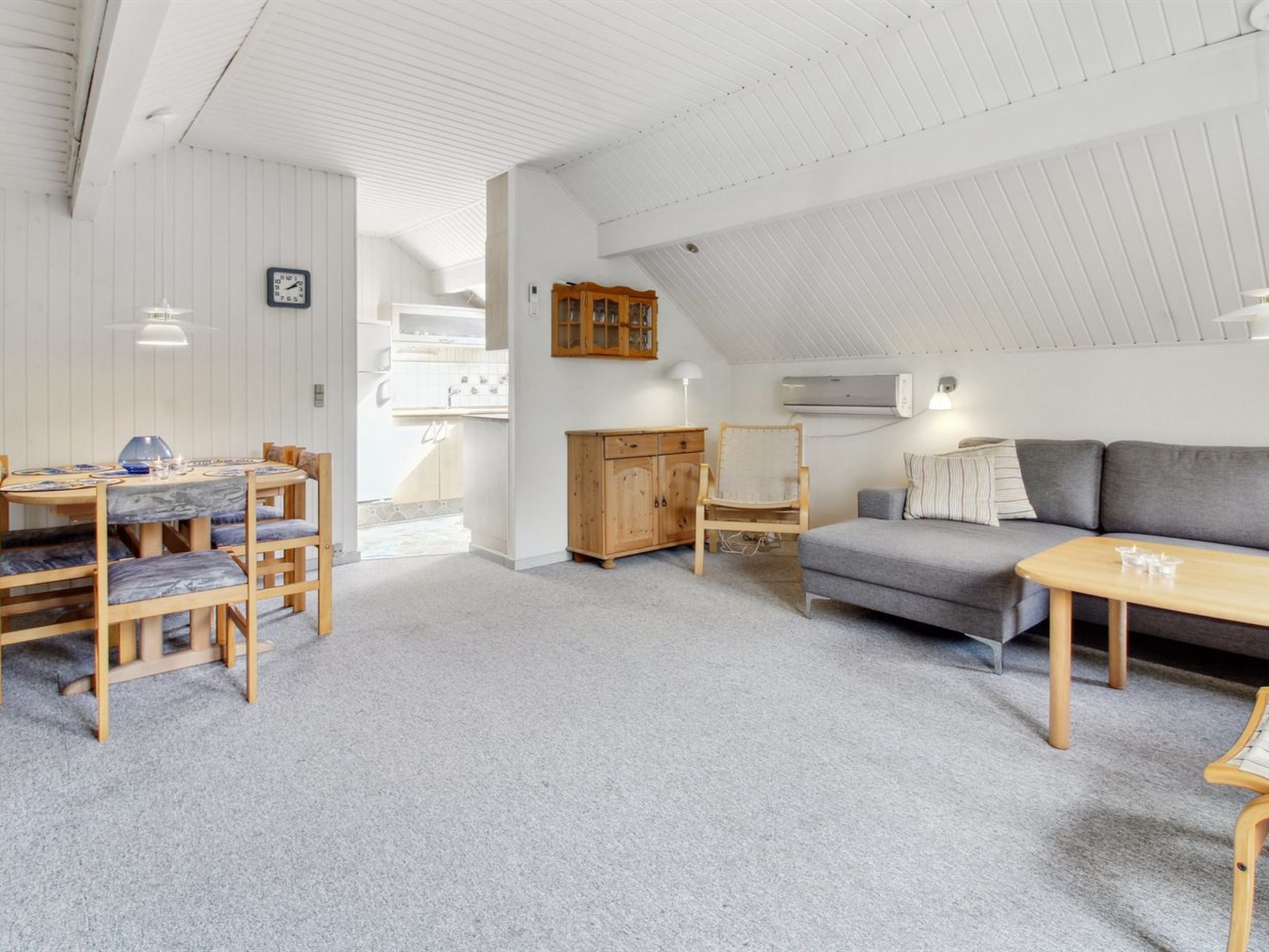 "Ofrath" - 30km from the sea - Drinnen
