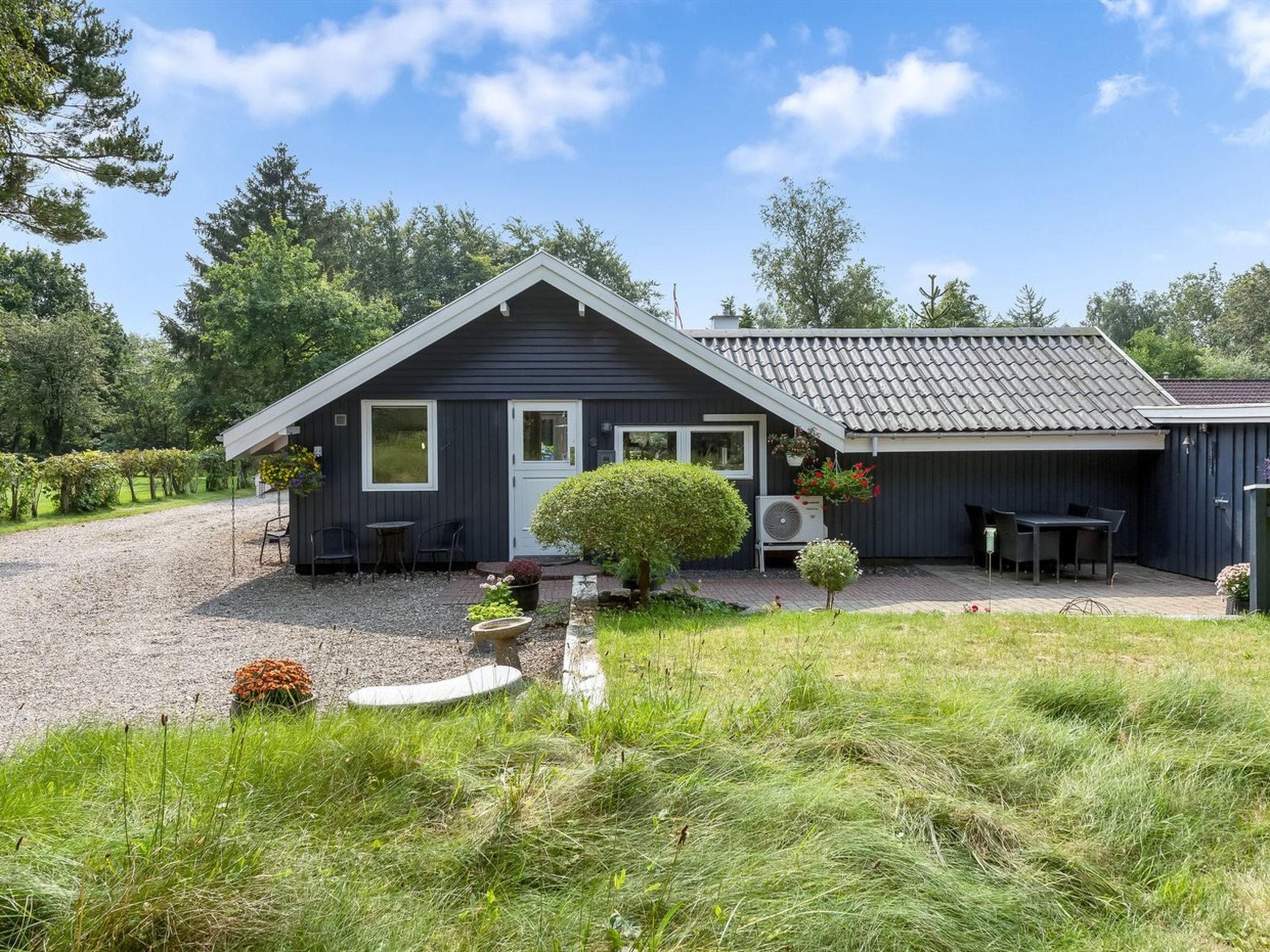 "Lenya" - 33km from the sea-Draußen