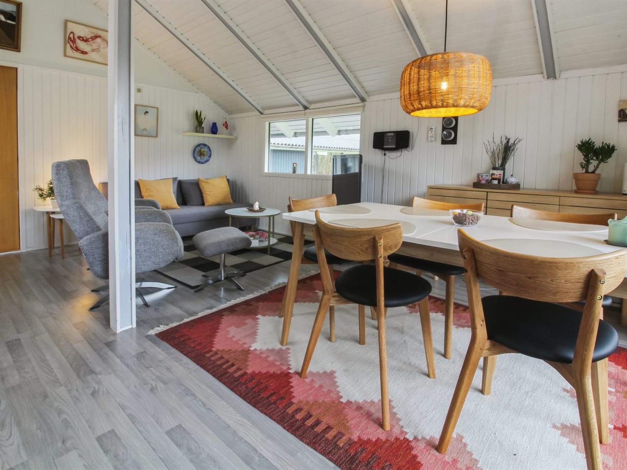 "Rosalie" - 29km from the sea-Binnen