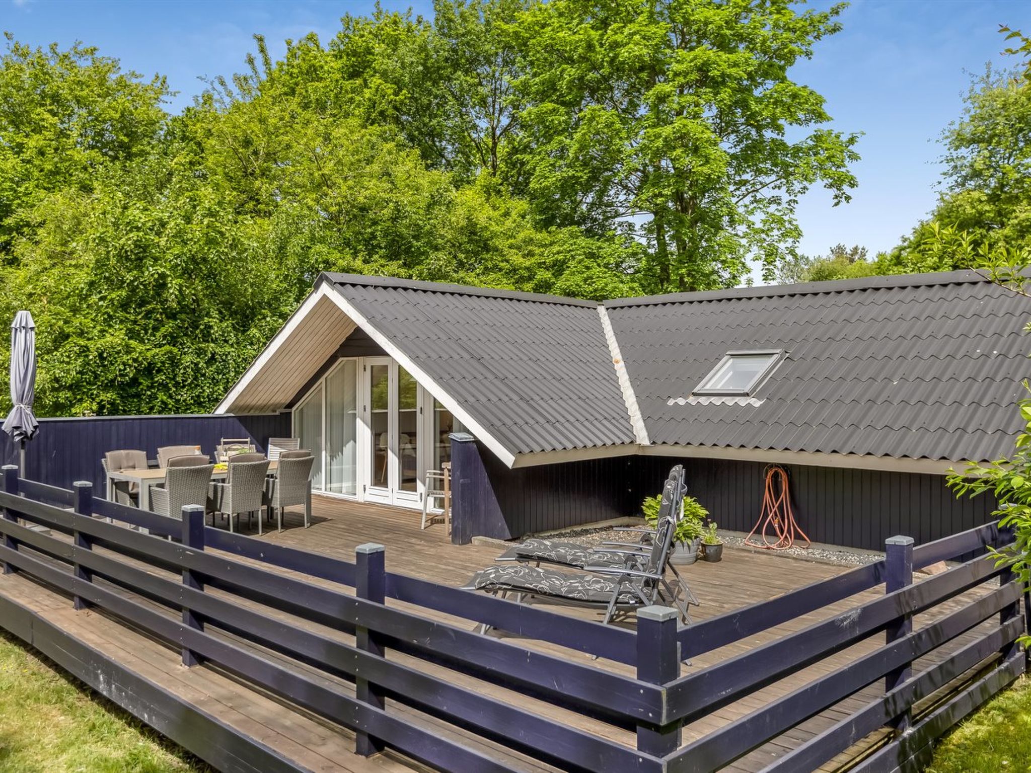 "Mila" - 30km from the sea - Buiten