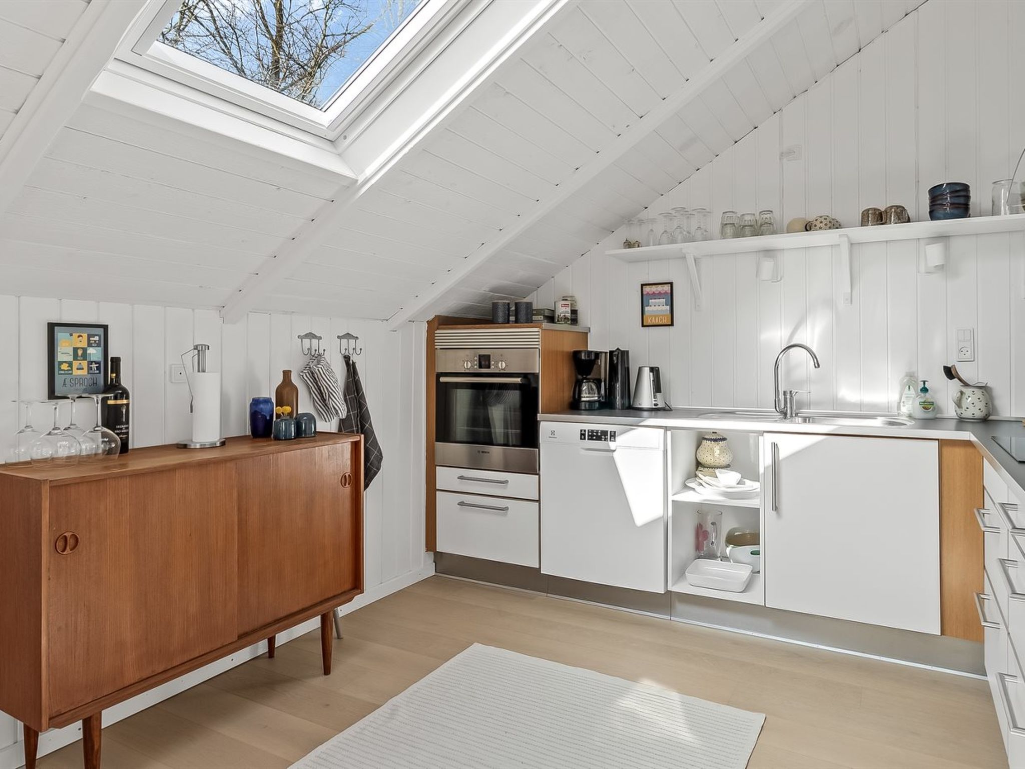 "Mila" - 30km from the sea - Binnen