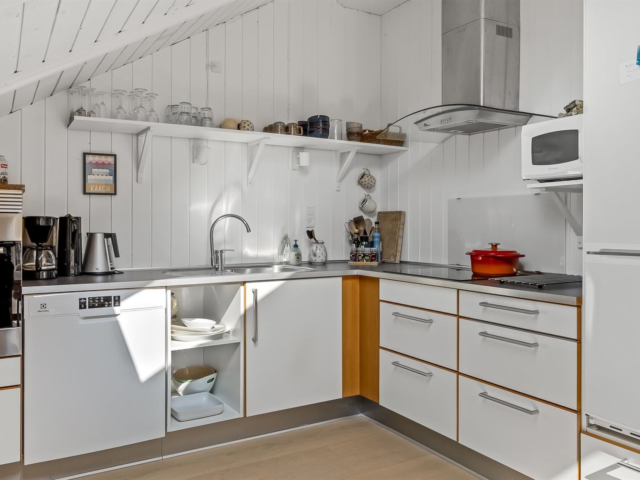 "Mila" - 30km from the sea - Binnen