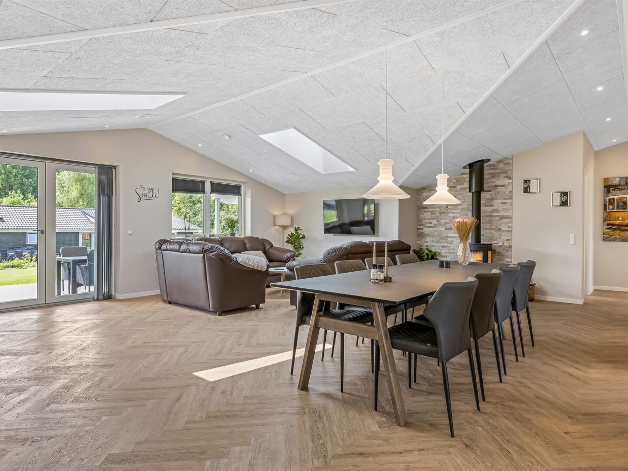 "Alvira" - 30km from the sea