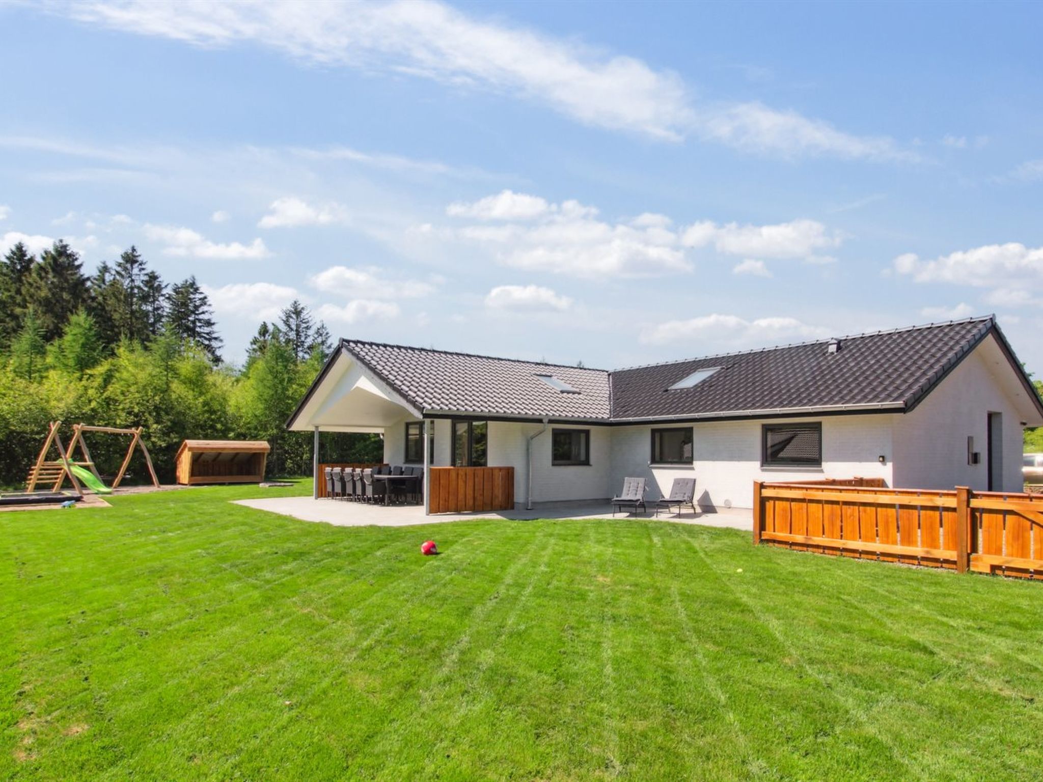 "Alvira" - 30km from the sea-Buiten