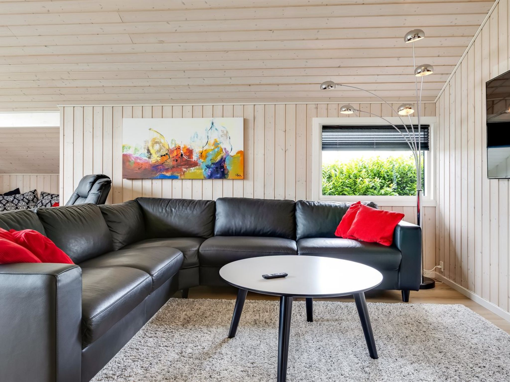 "Naimi" - 30km from the sea - Binnen