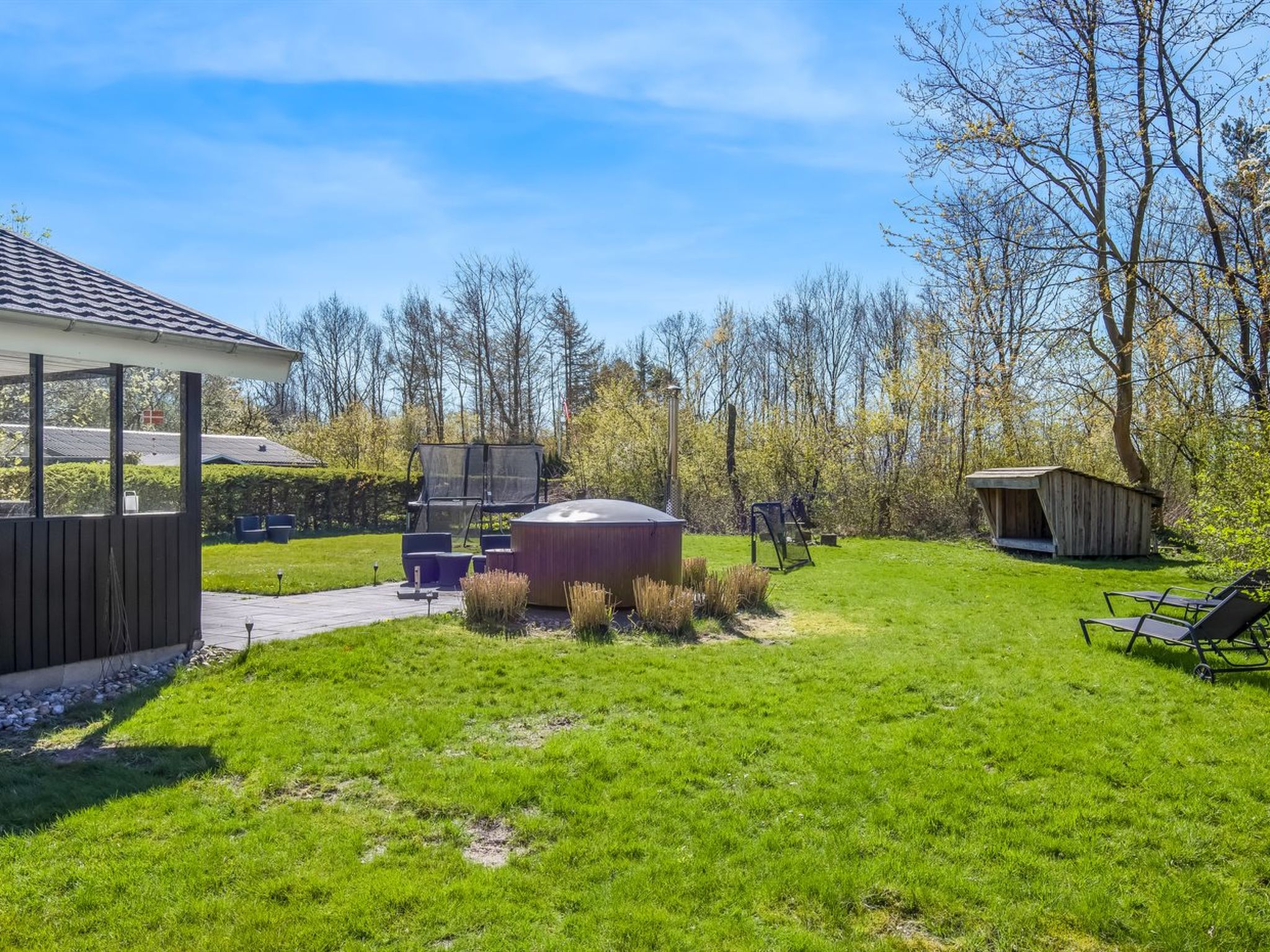 "Kennet" - 30km from the sea