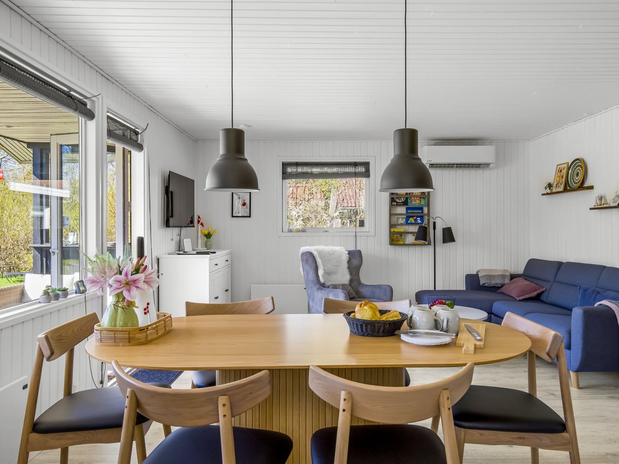 "Kennet" - 30km from the sea - Binnen
